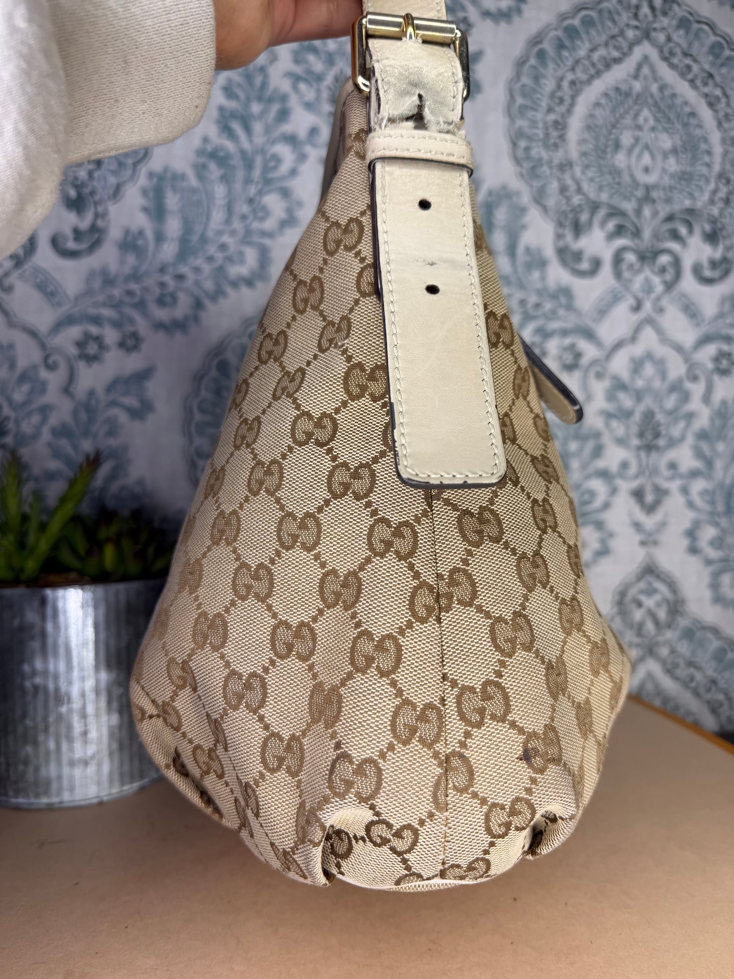 Gucci Canvas GG Beige Crossbody