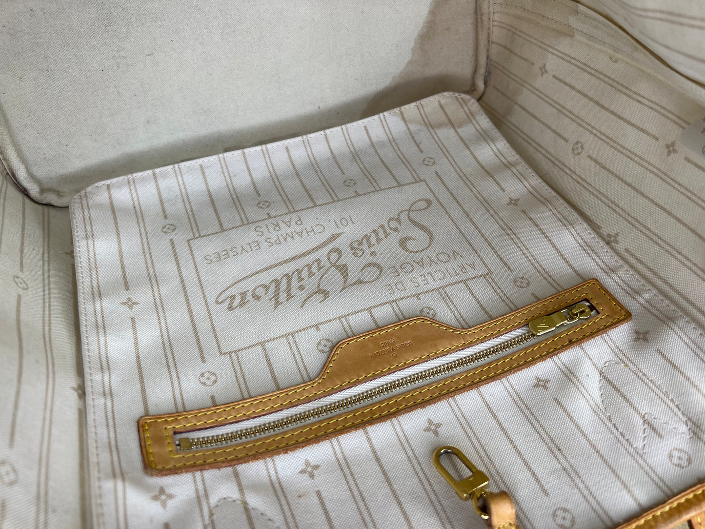 Louis Vuitton Neverfull MM Damier Azur