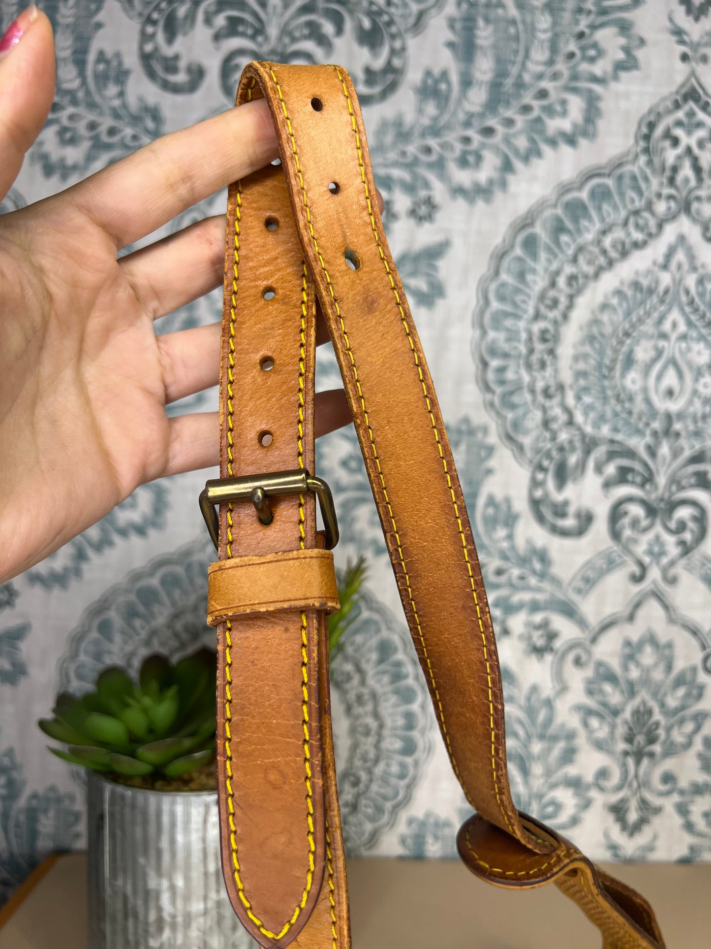 Louis Vuitton Bandouliere Vachetta Strap