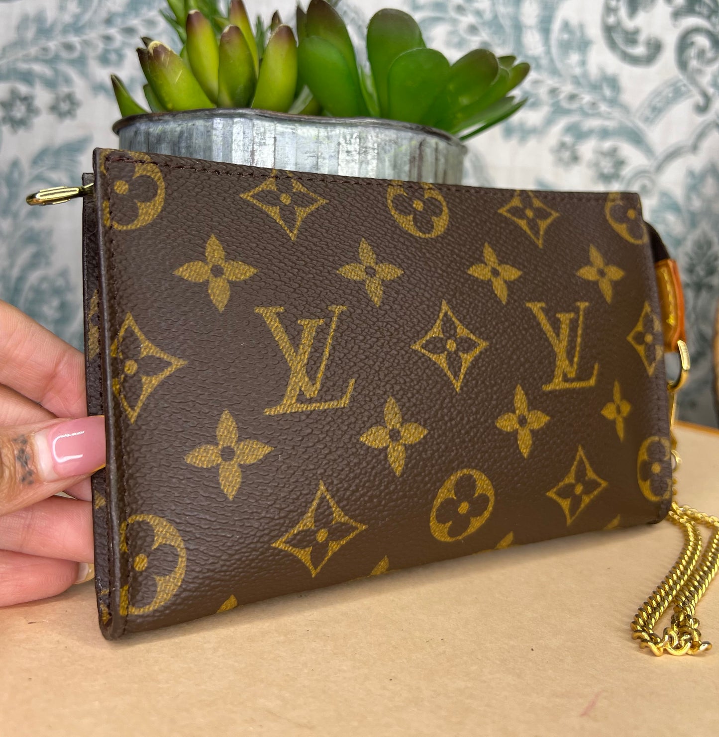 Louis Vuitton Bucket PM Pouch