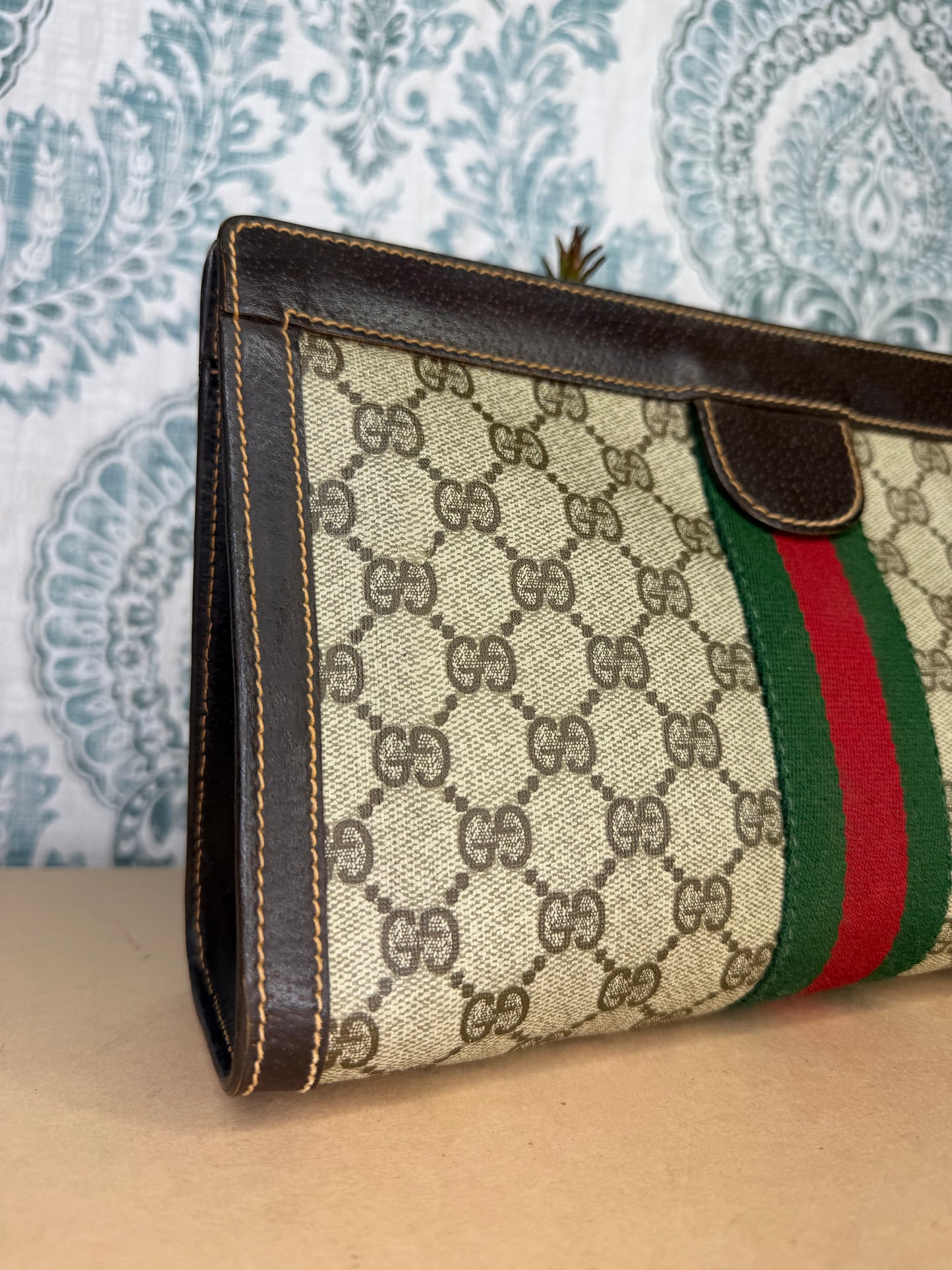 Gucci Supreme Sherry Line Clutch #2 (Parfums)