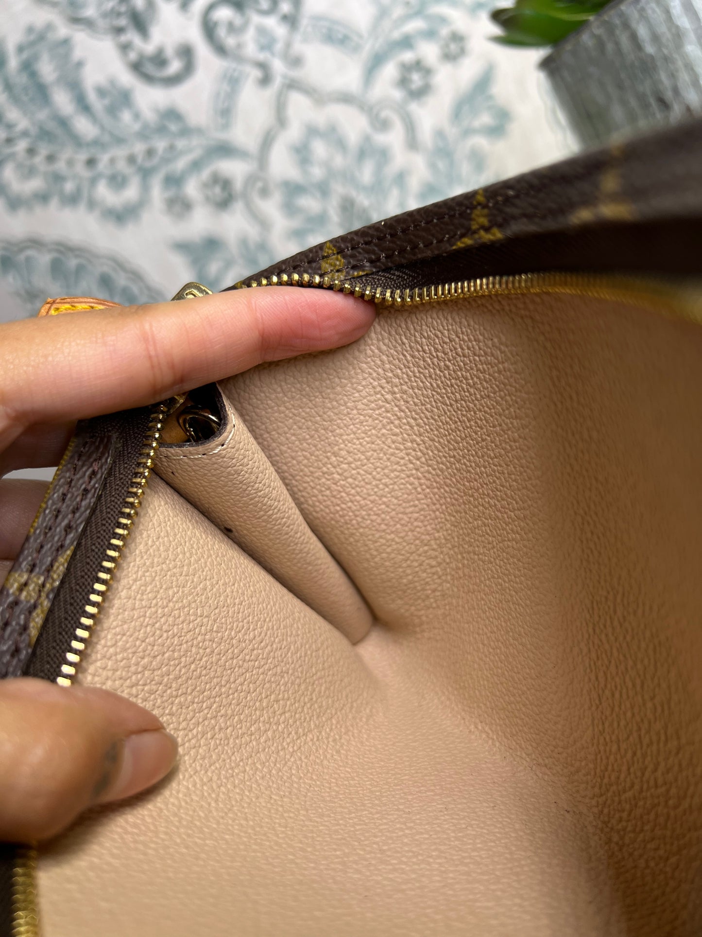 Louis Vuitton Bucket GM Pouch