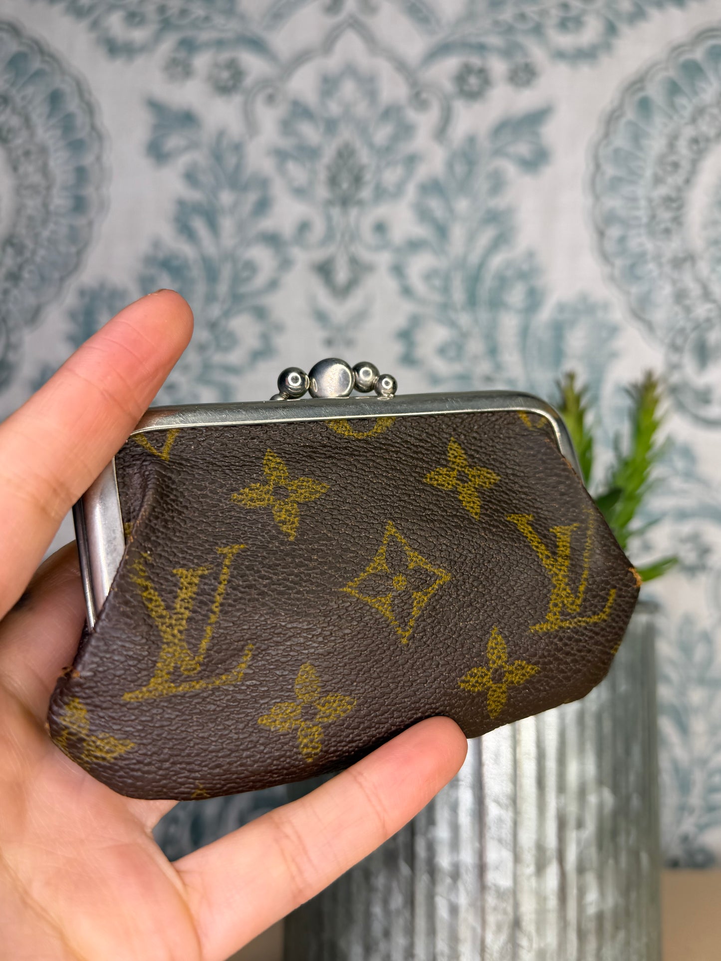 Louis Vuitton Saks Fifth Ave Kisslock Coin Purse