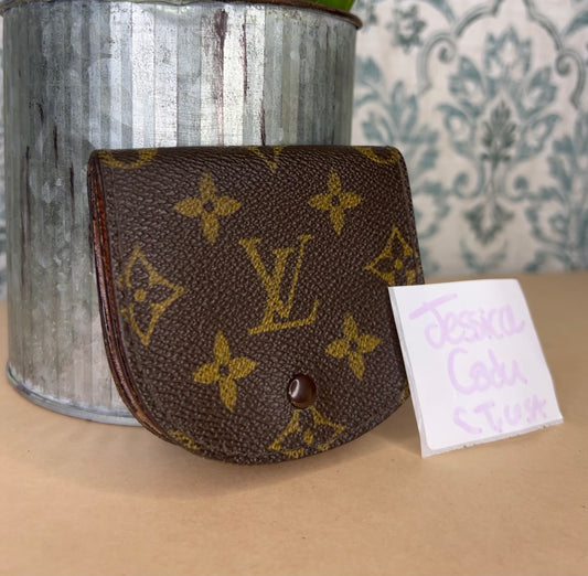Louis Vuitton Porte Monnaie Gousset Coin / Card Case