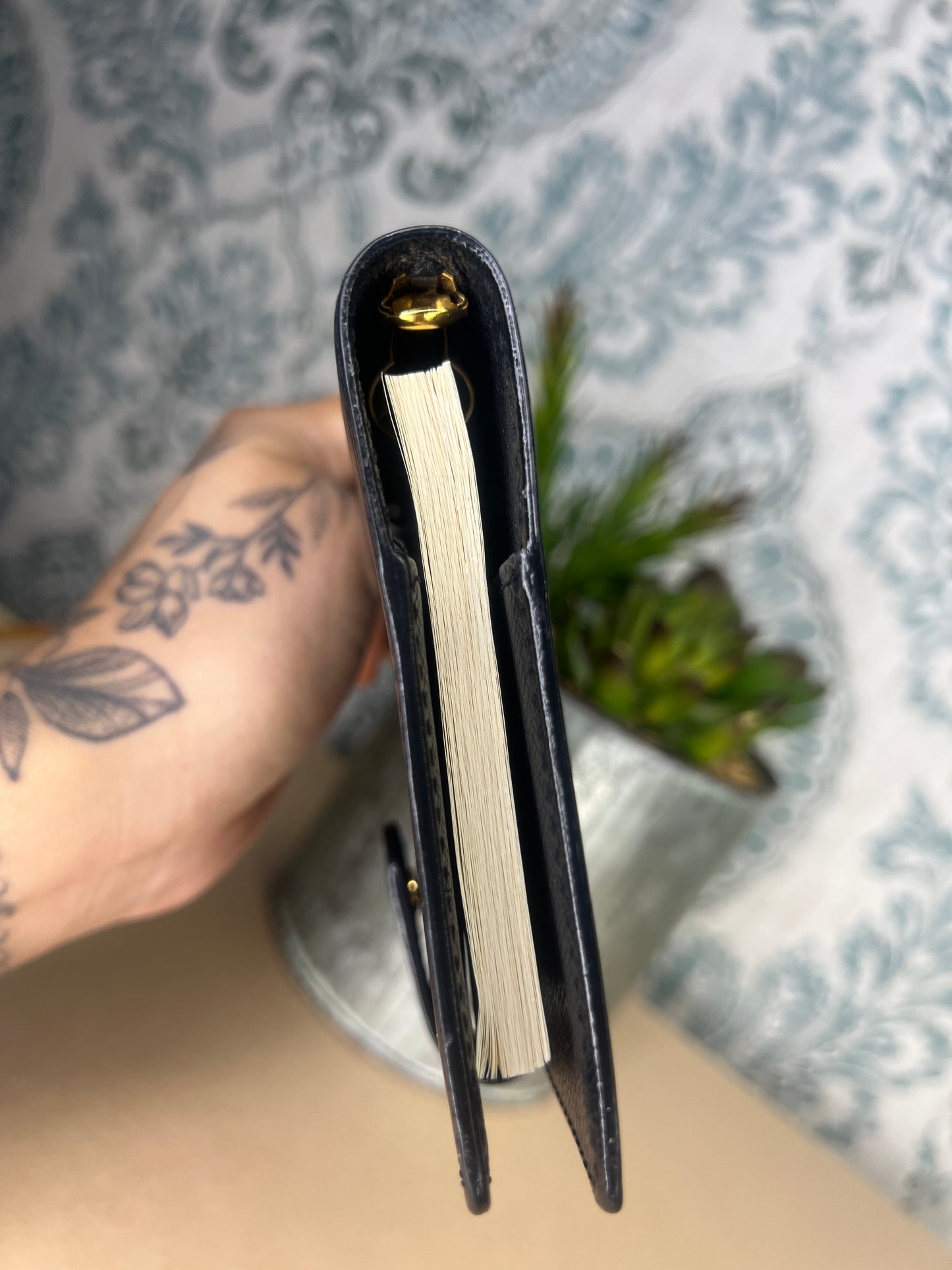 Louis Vuitton Black Epi Agenda PM