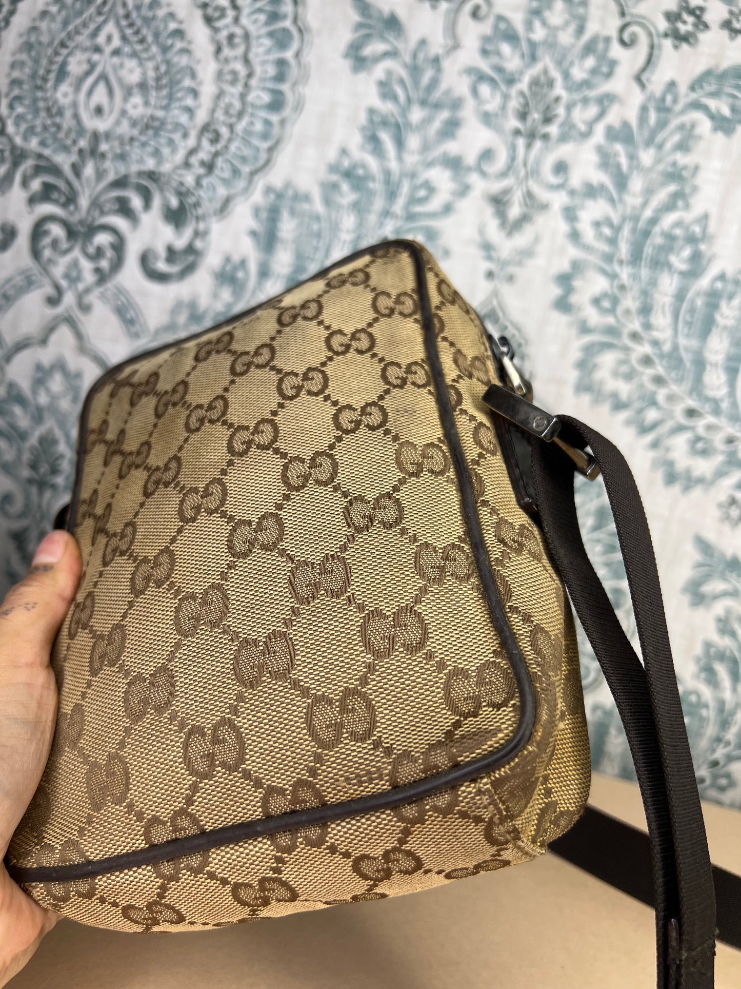 Gucci Mini Mesesenger Bag Crossbody