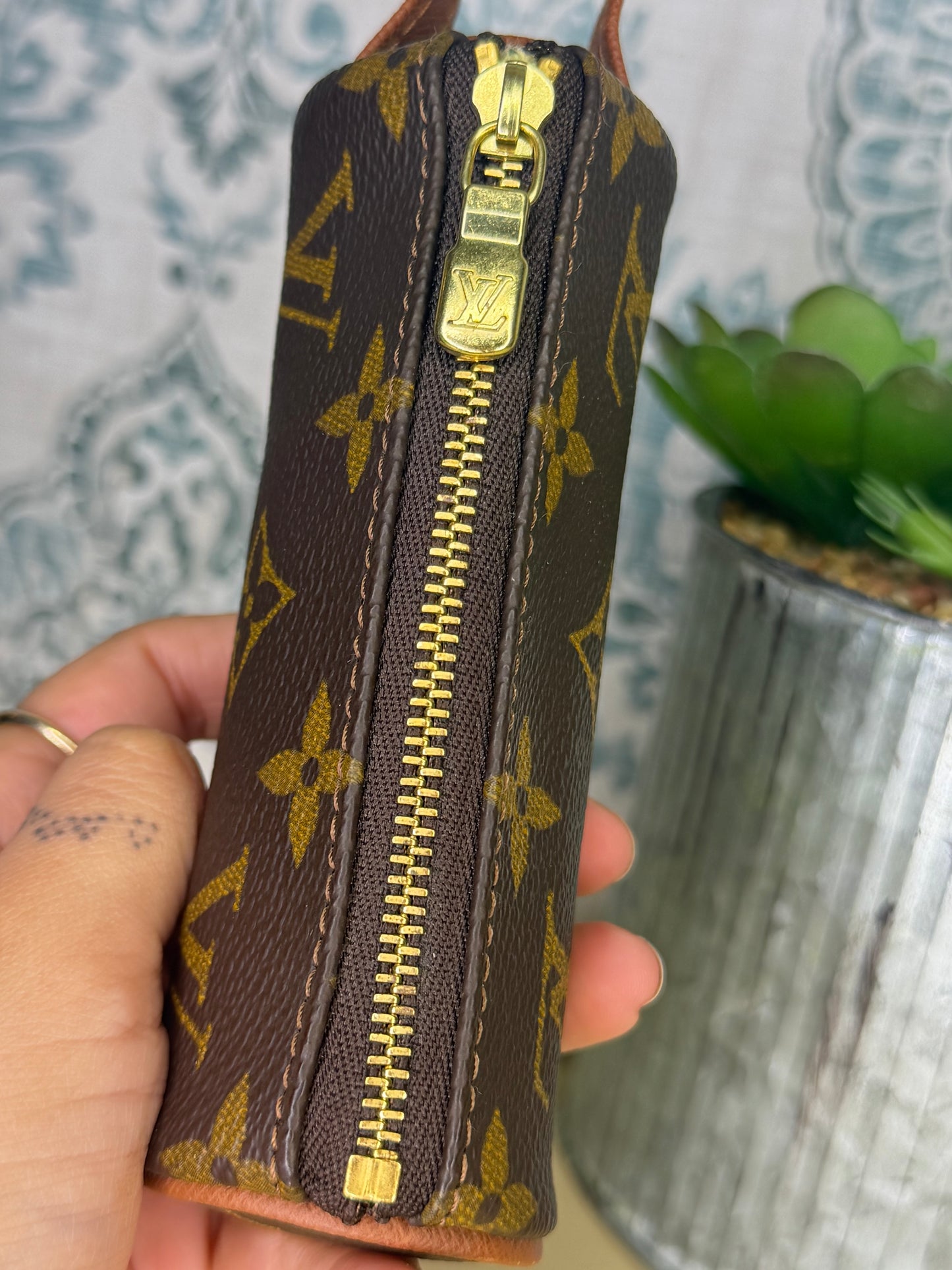 Louis Vuitton Etui 3 Balles De Golf Ball Pouch
