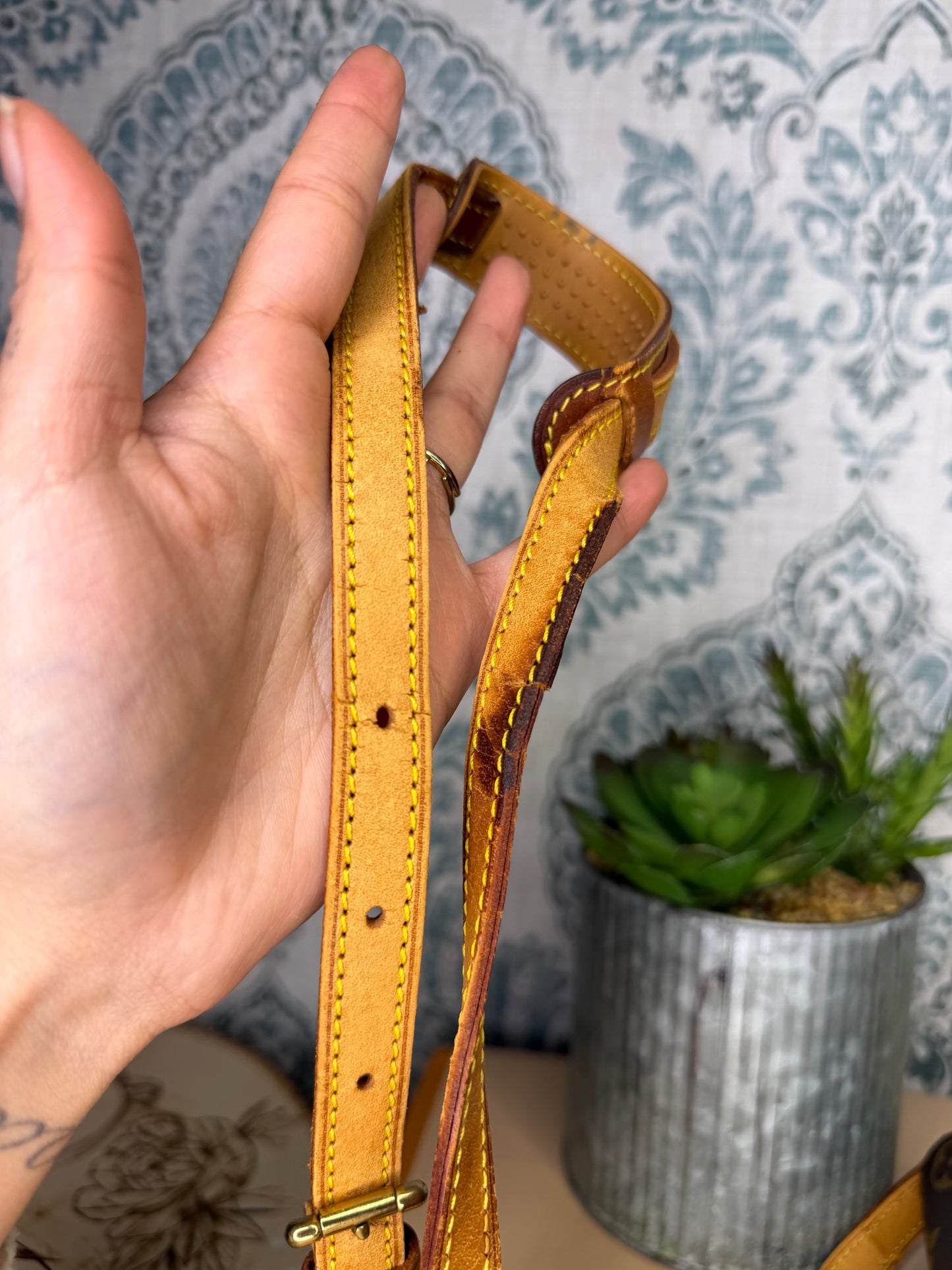 Louis Vuitton Chantilly PM