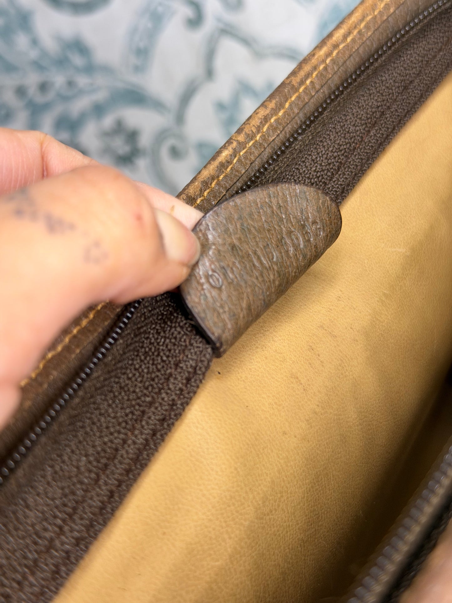 Gucci Supreme Brown Clutch