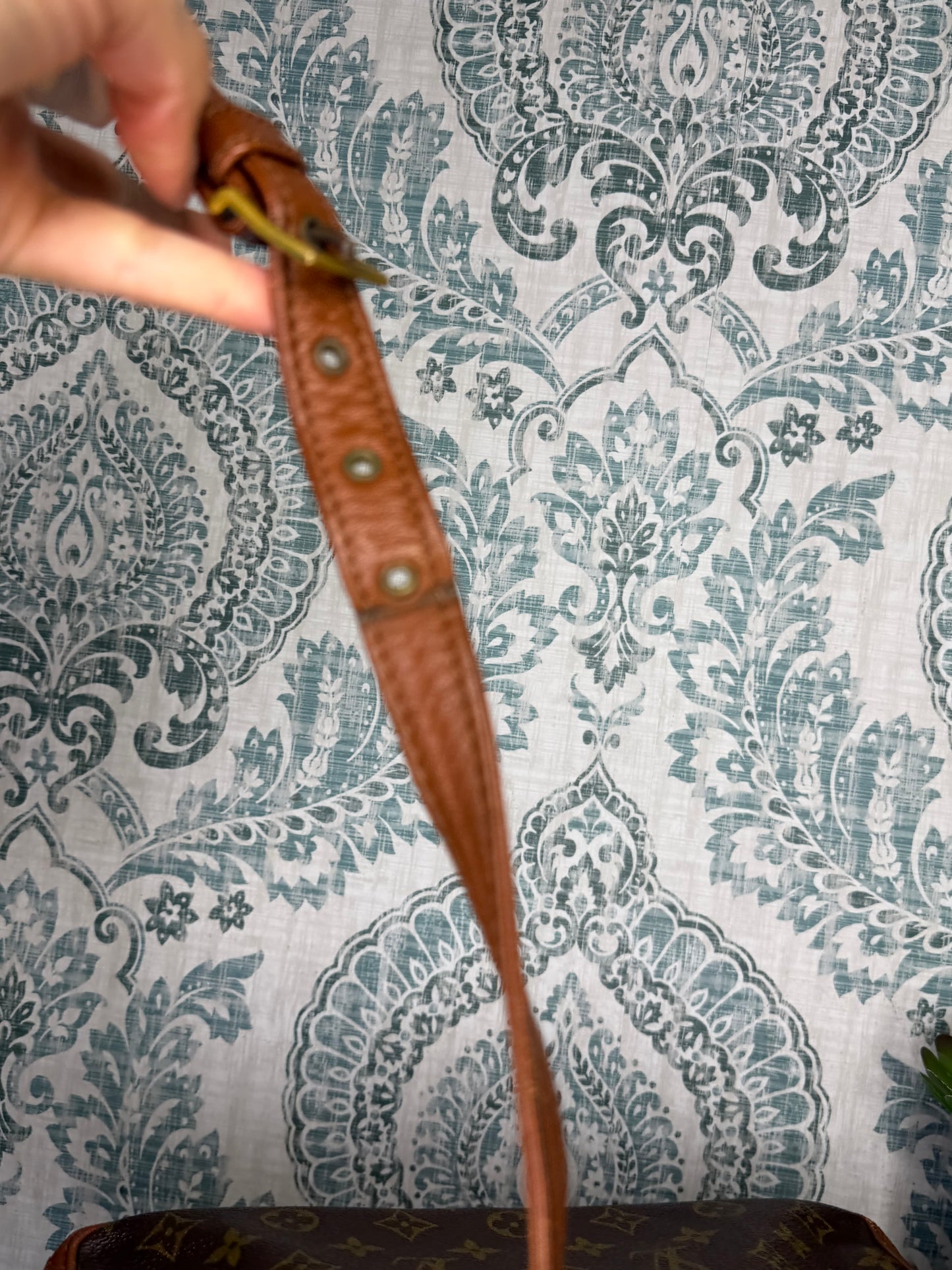 Louis Vuitton Sac Bandouliere 30 (needs new zipper)