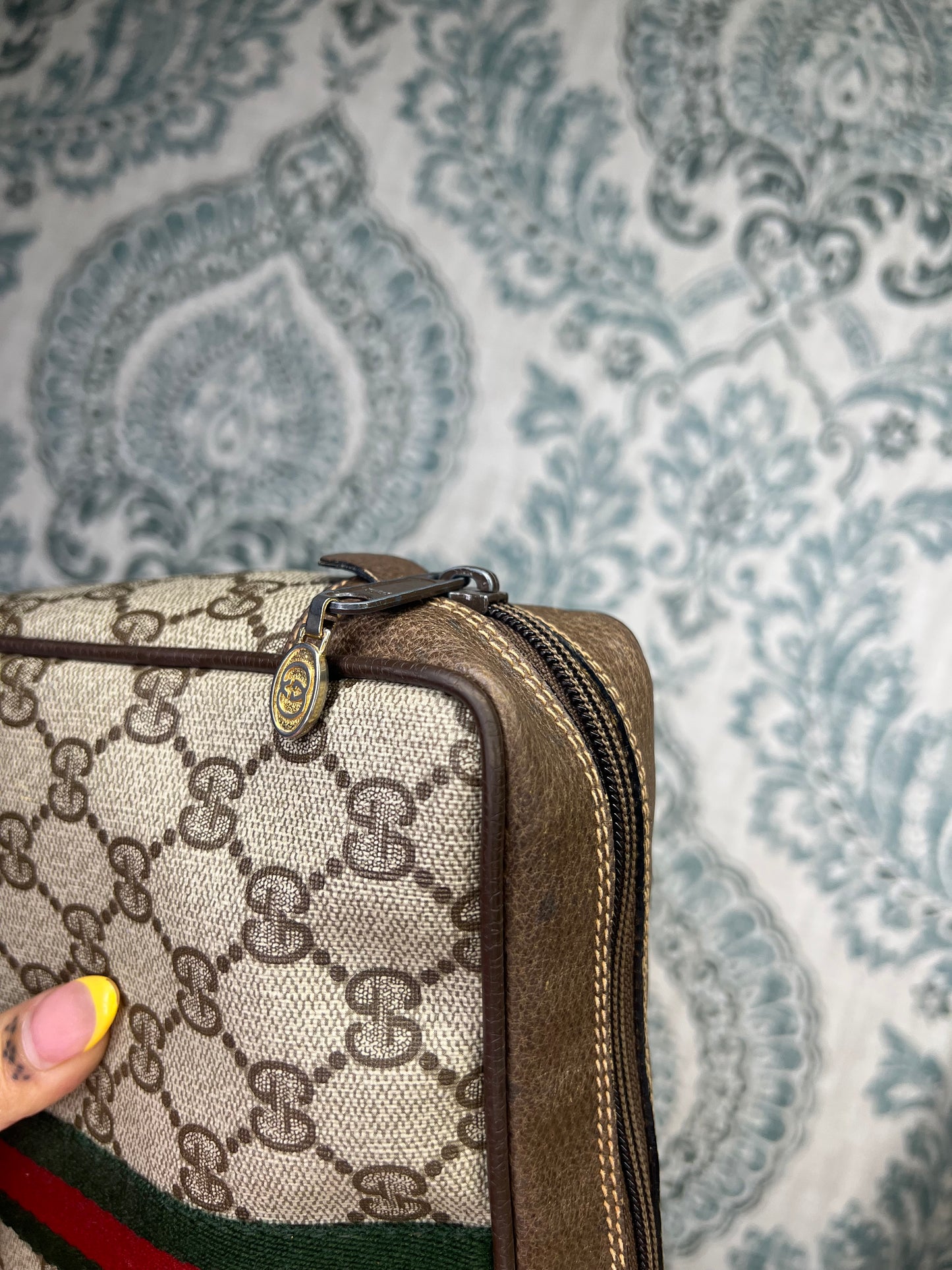 Gucci Supreme Brown Sherry Line Pouch