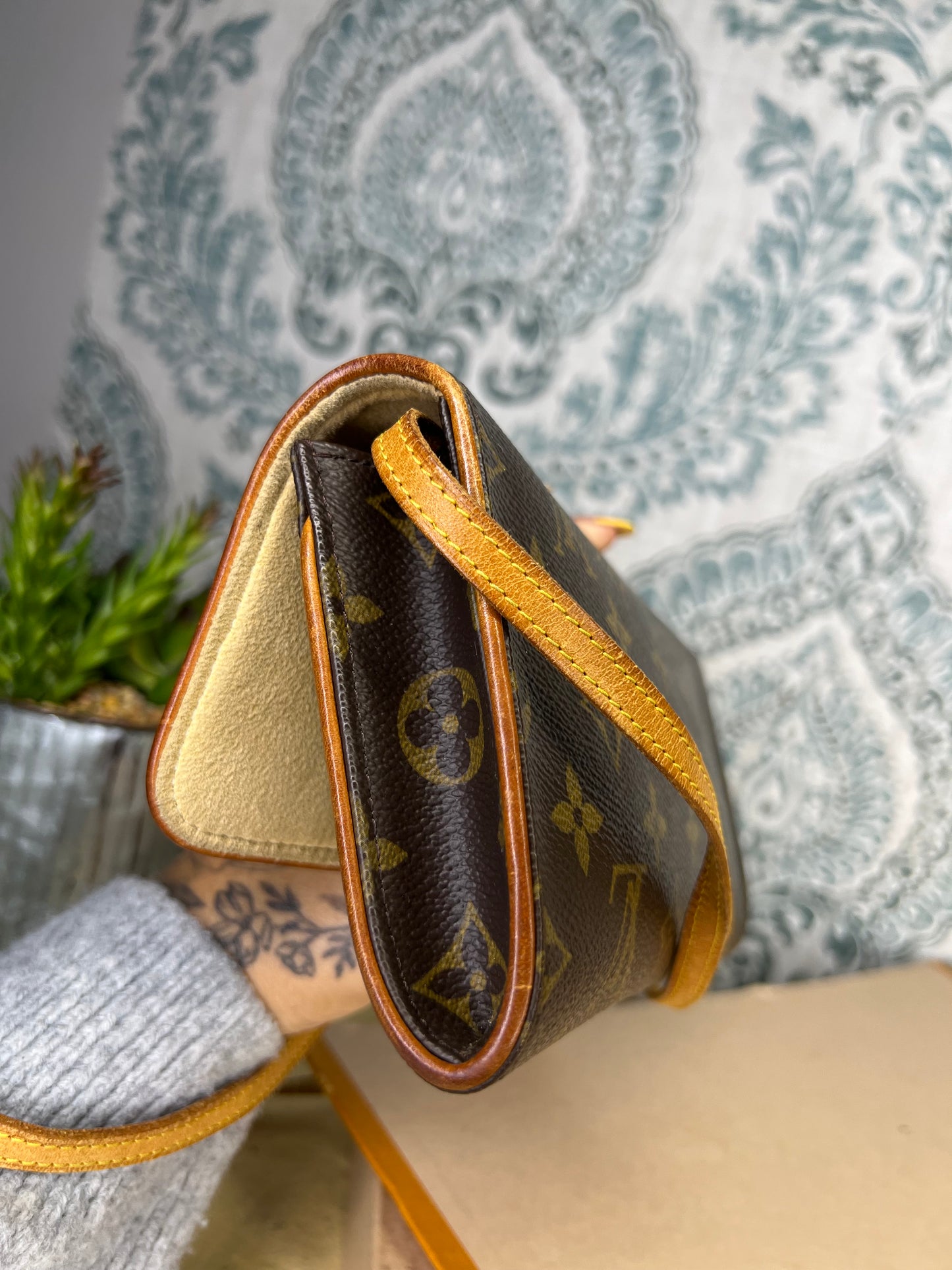 Louis Vuitton Twin Pochette GM