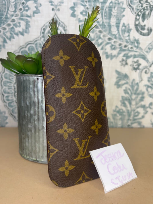 Louis Vuitton Etui Lunette Glasses Case
