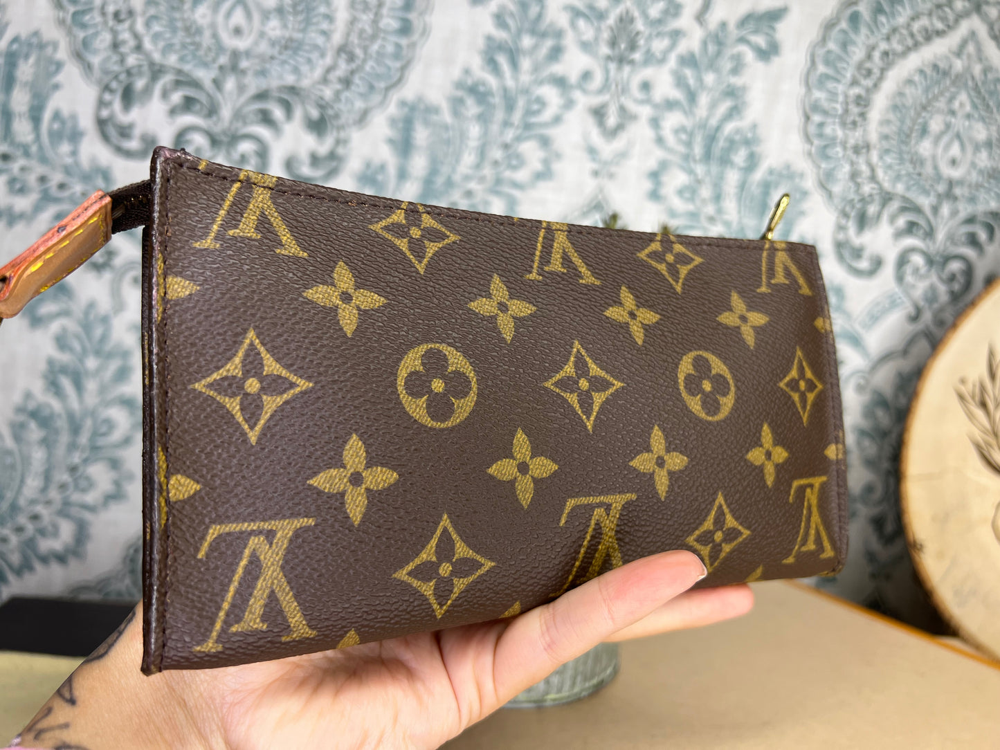 Louis Vuitton Monogram Bucket GM Pochette