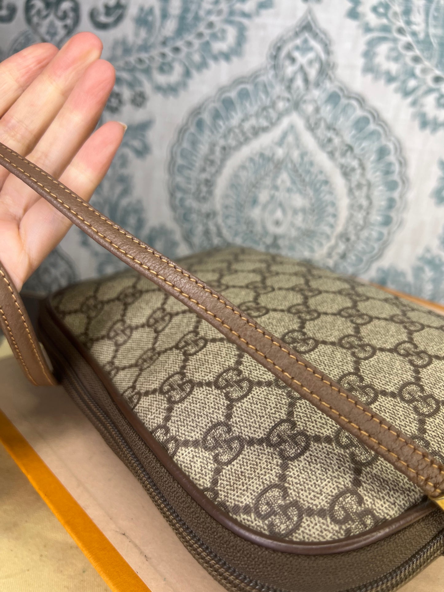 Gucci Supreme Vintage Purse