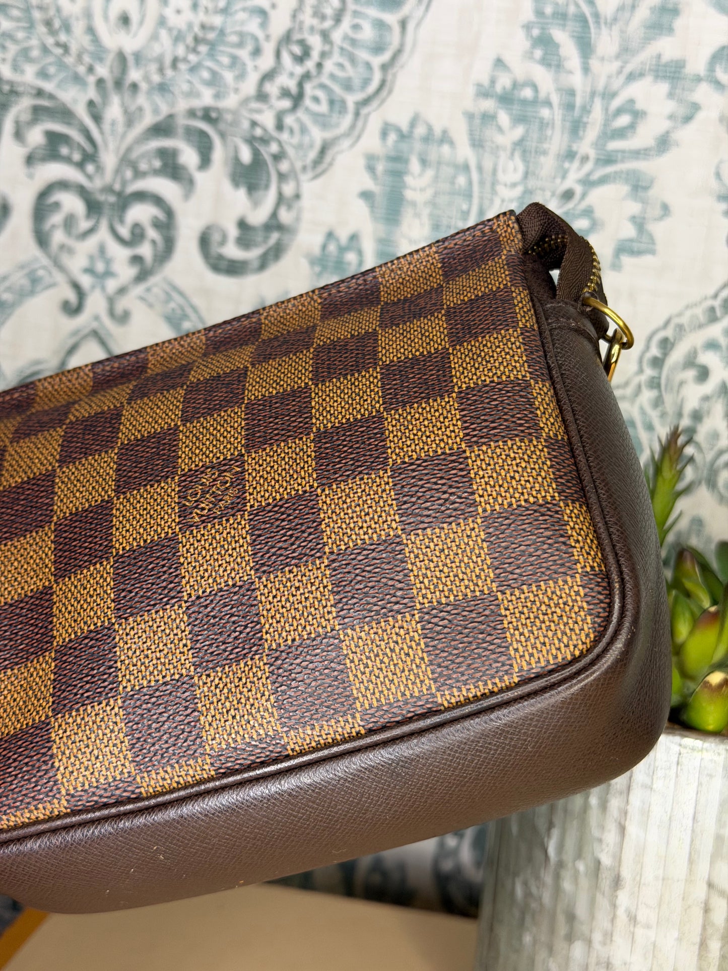 Louis Vuitton Damier Ebene Trousse Pochette