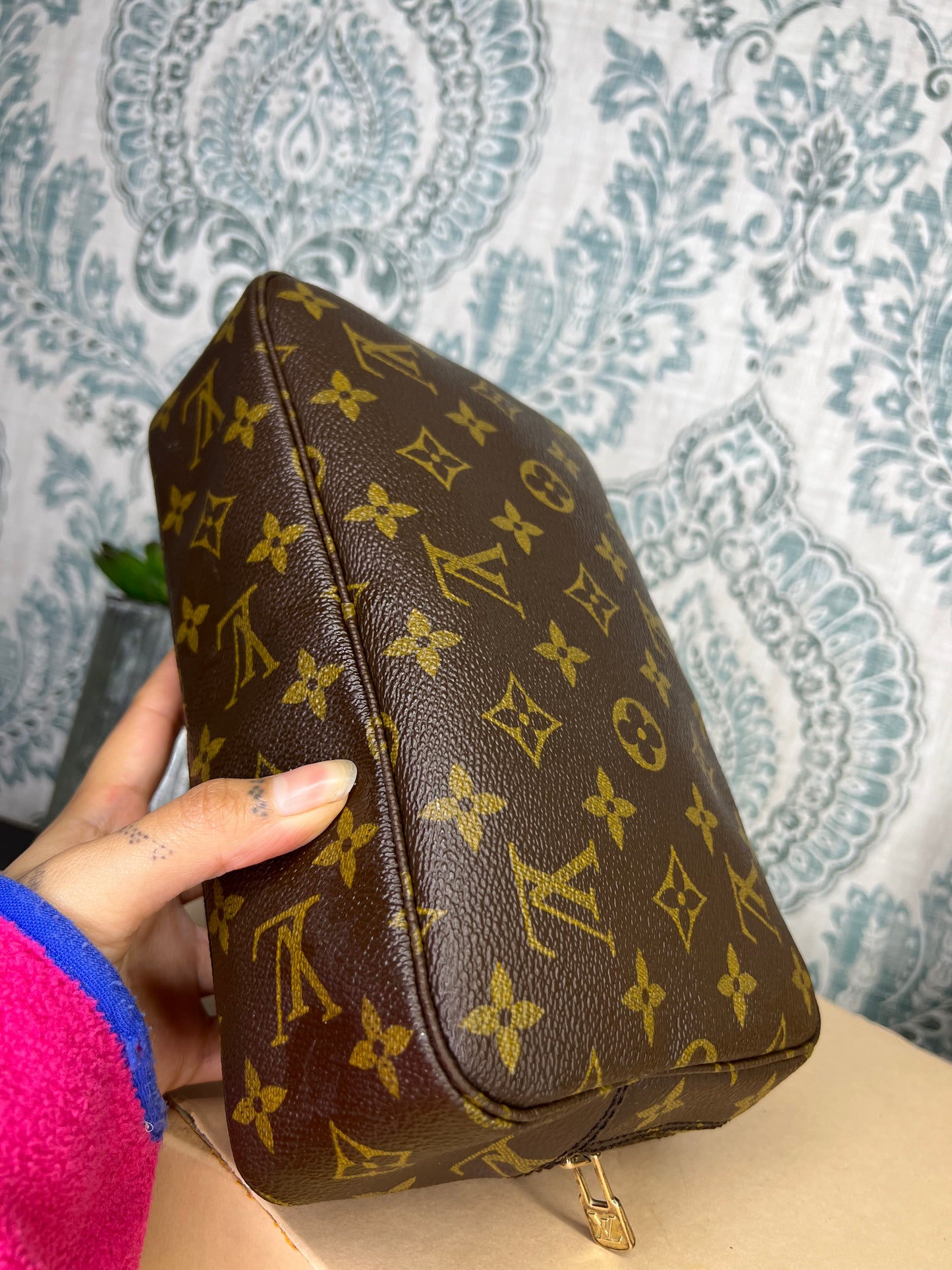 Louis Vuitton Trousse 23