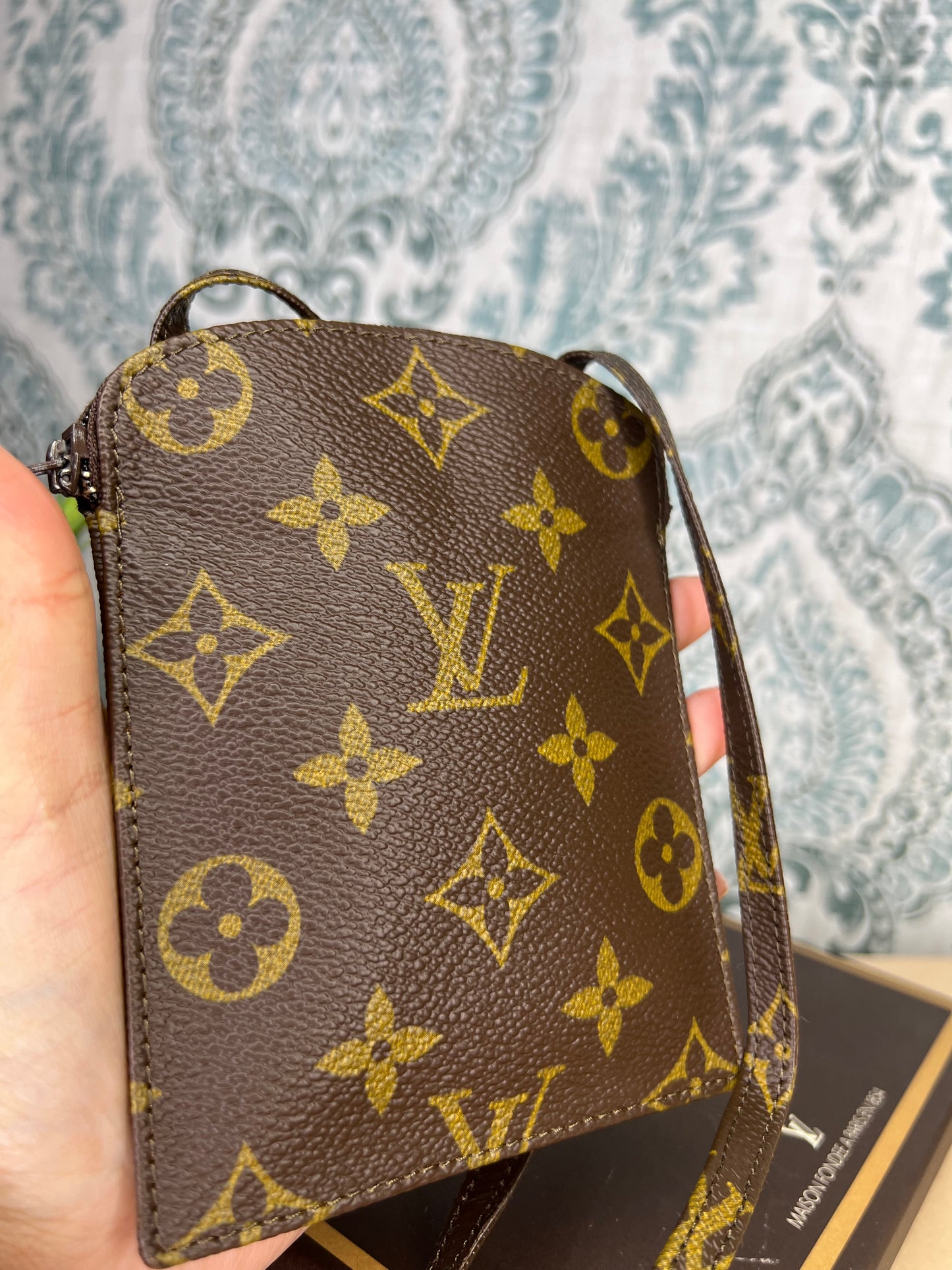 Louis Vuitton Pochette Secret