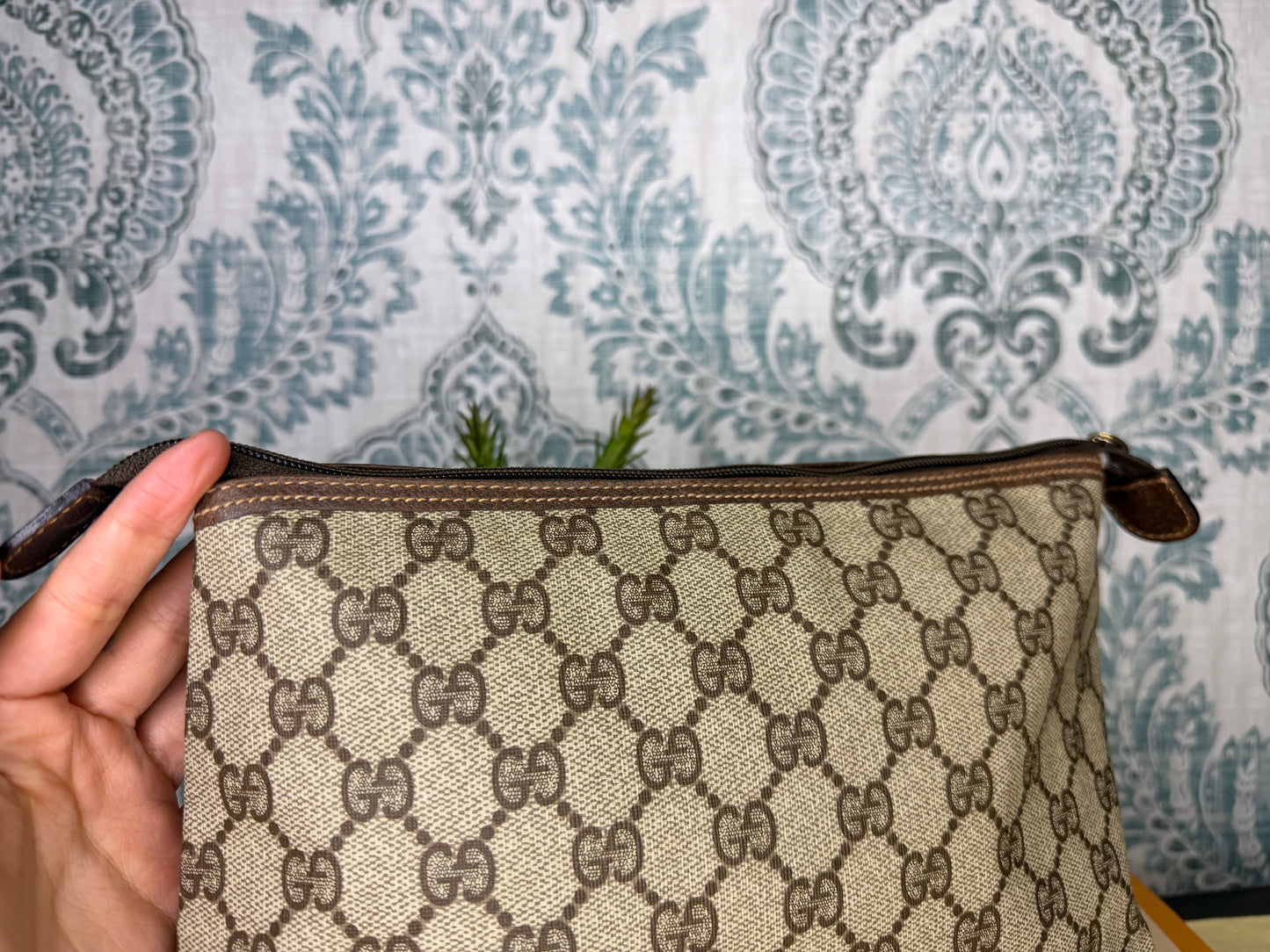 Gucci Supreme Brown Vintage Clutch / Pouch