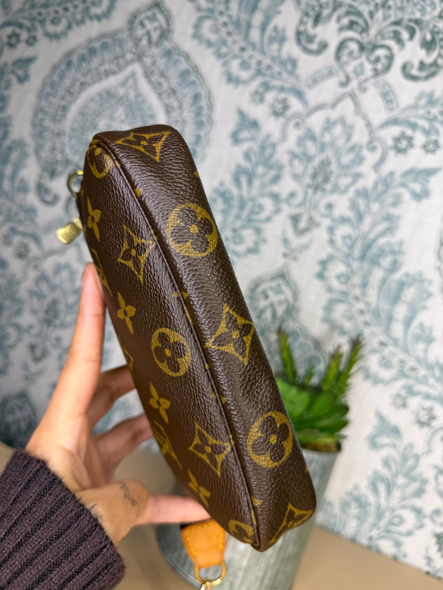 Louis Vuitton Monogram Bucket Pochette #1