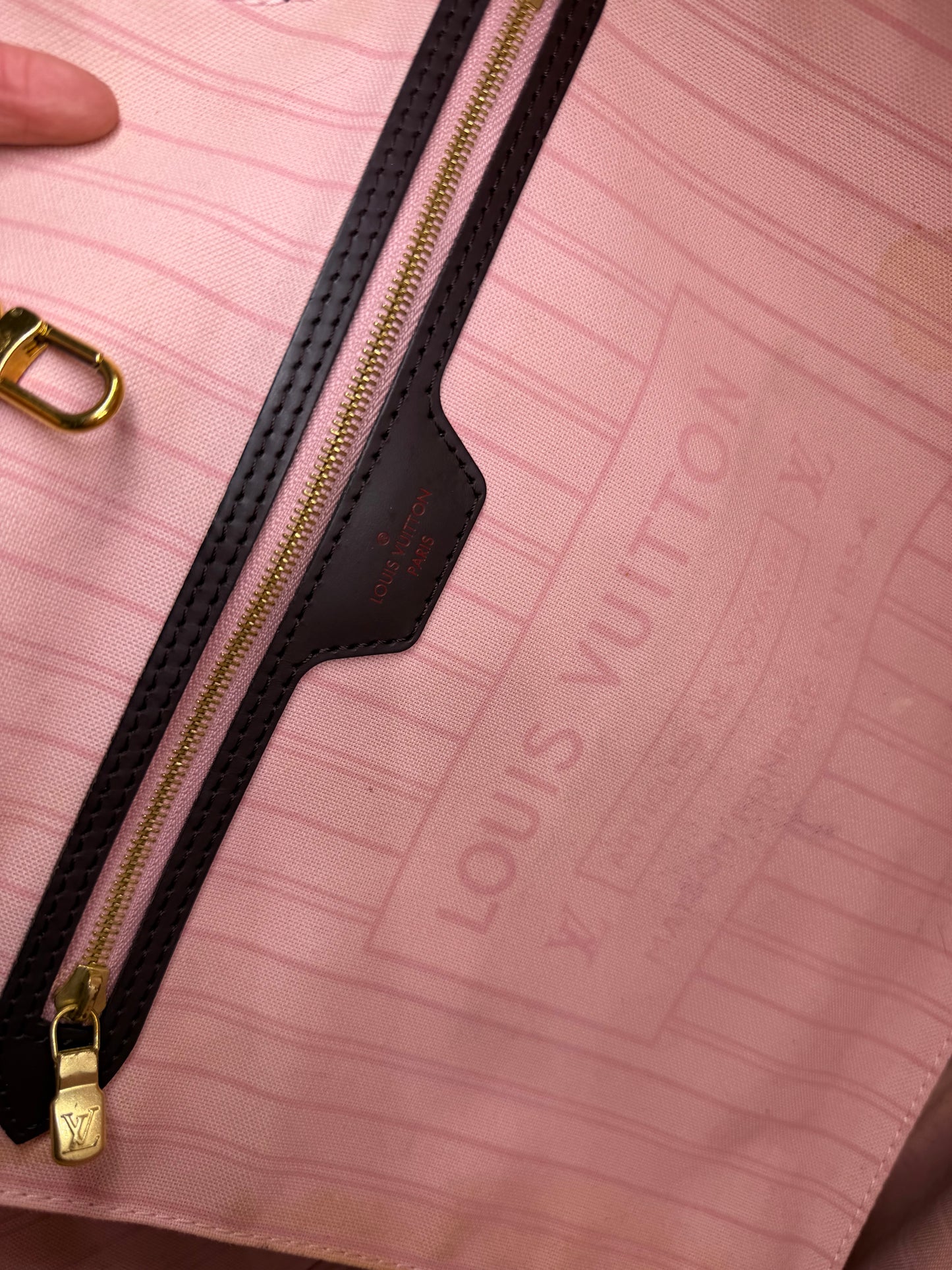 Louis Vuitton Damier Ebene Neverfull MM Rose Ballerine