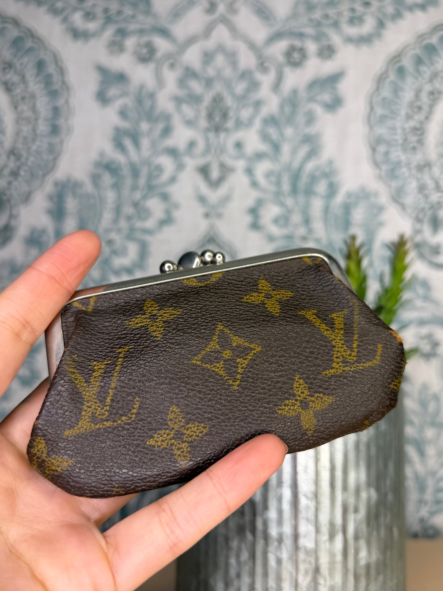 Louis Vuitton Saks Fifth Ave Kisslock Coin Purse