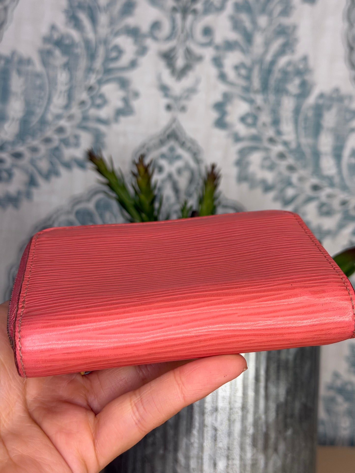Louis Vuitton Zippy Epi Coin Purse Card Holder Coral