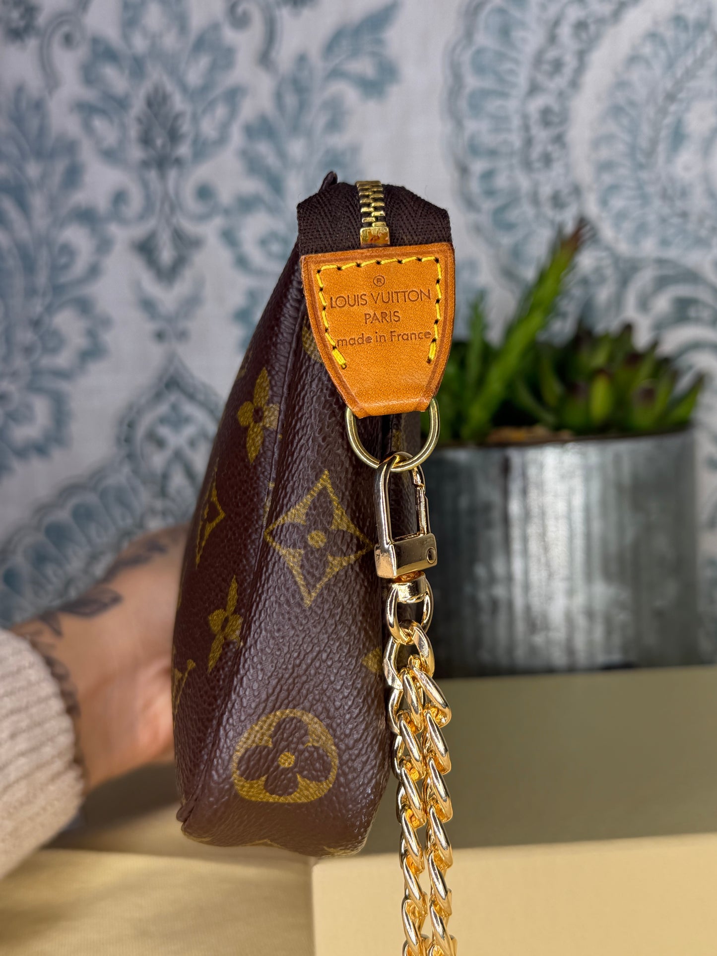 Louis Vuitton Pochette Accessories