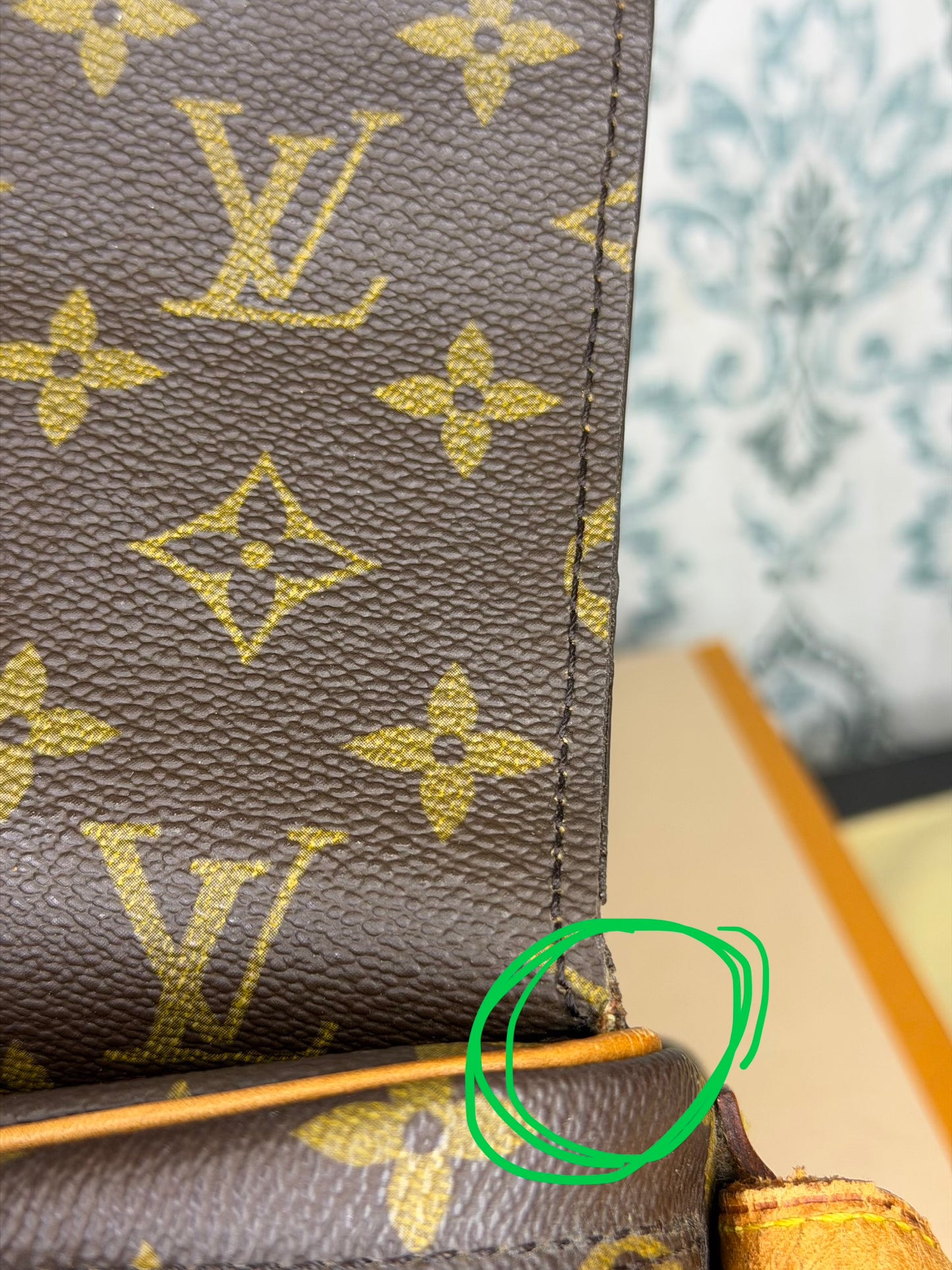 Louis Vuitton Saint Germain 24