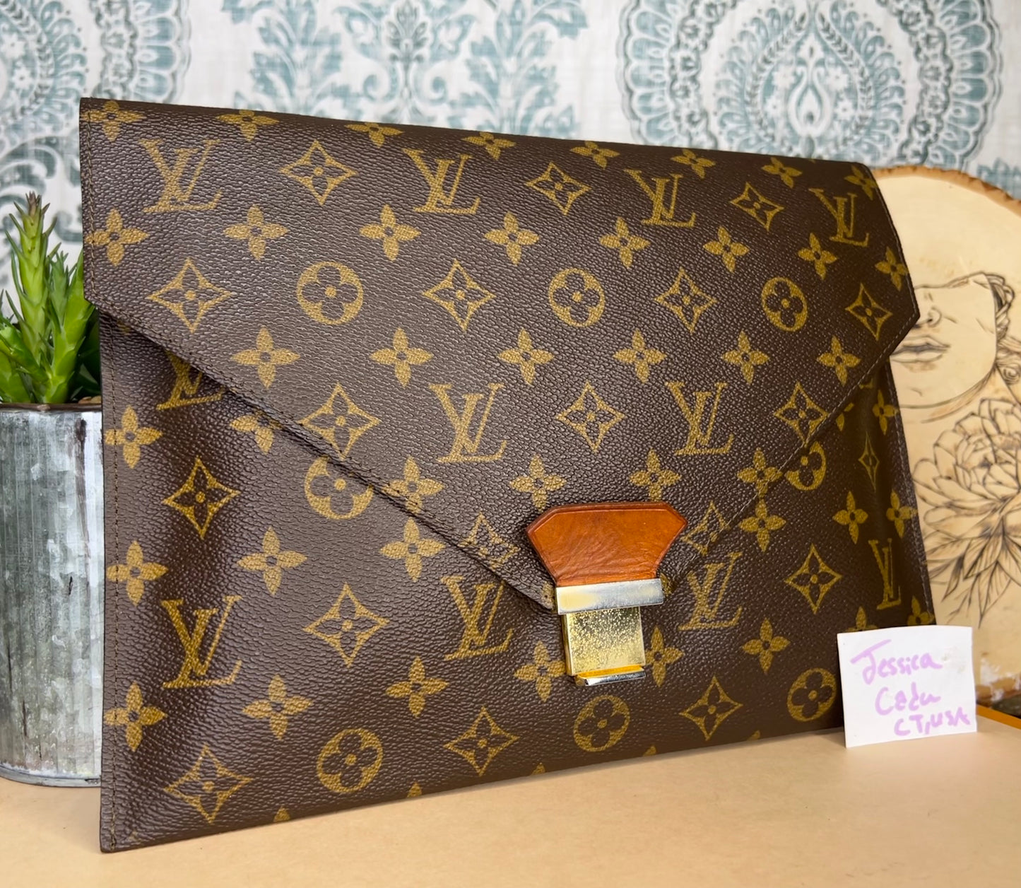 Louis Vuitton Poche Plate Clutch