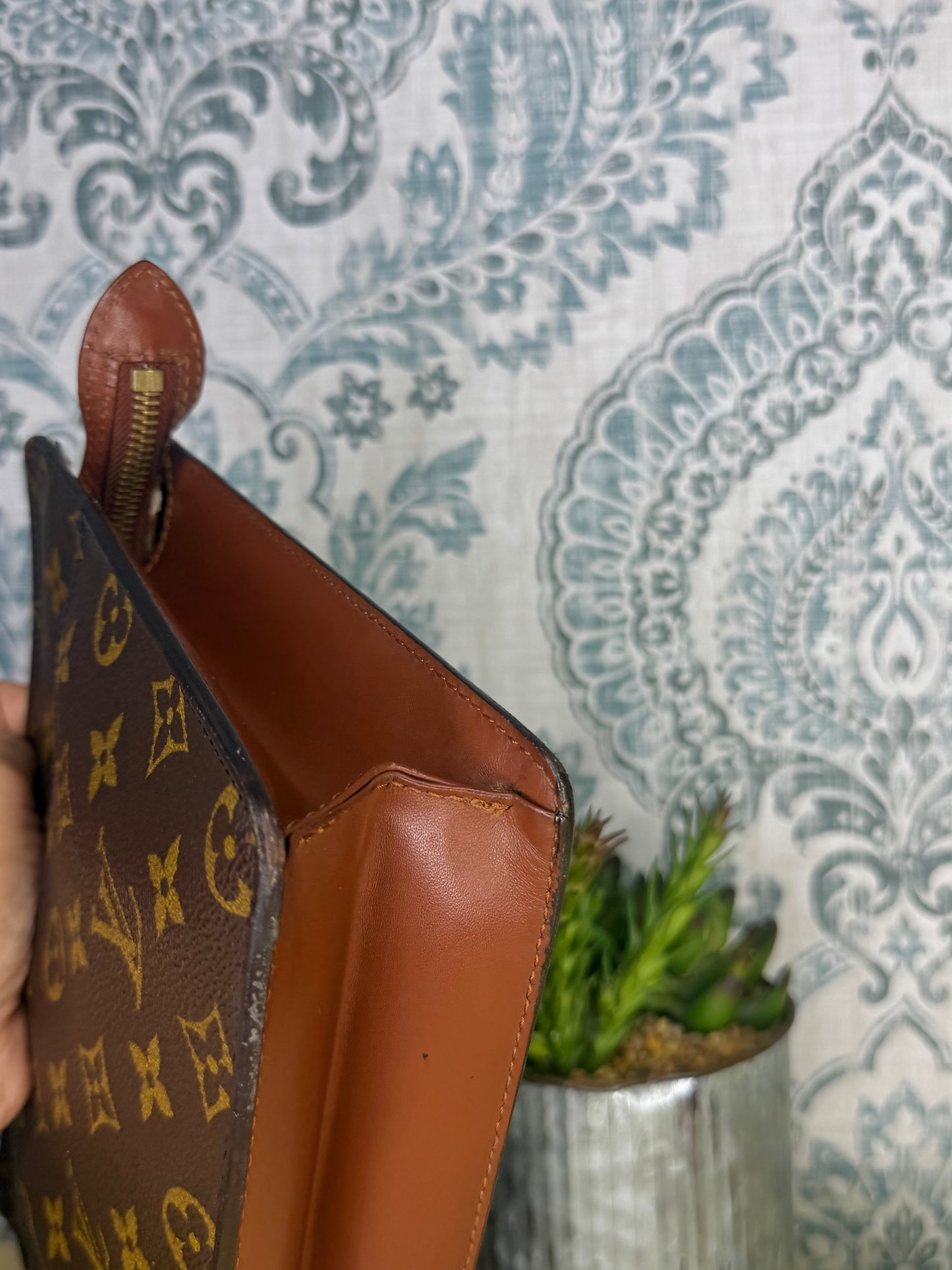 Louis Vuitton Pochette Homme Clutch