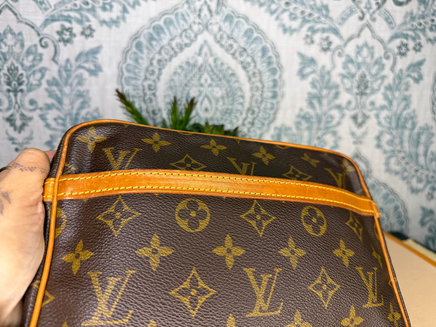 Louis Vuitton Compiegne 23