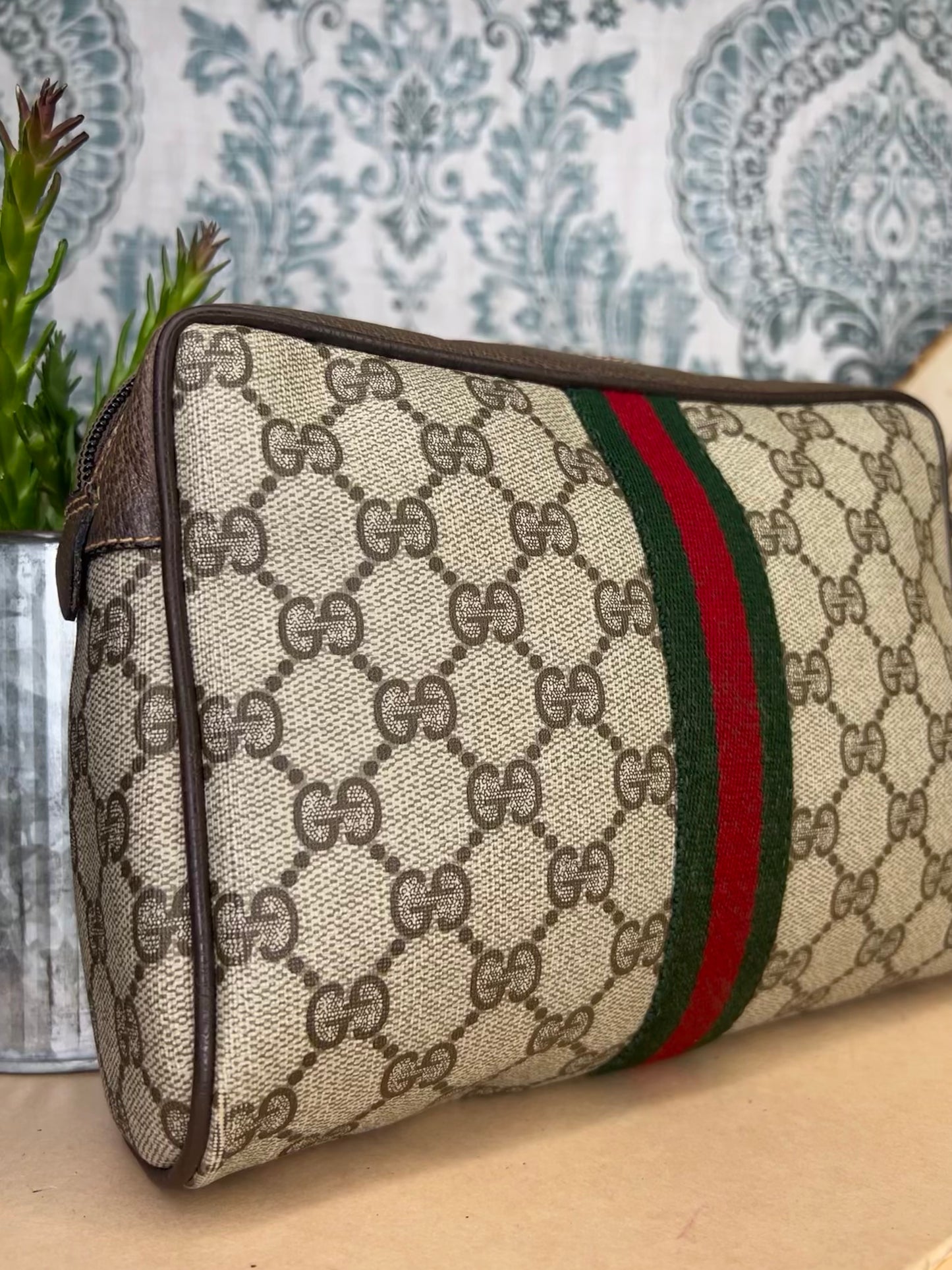 Gucci Supreme Brown Sherry Line Pouch
