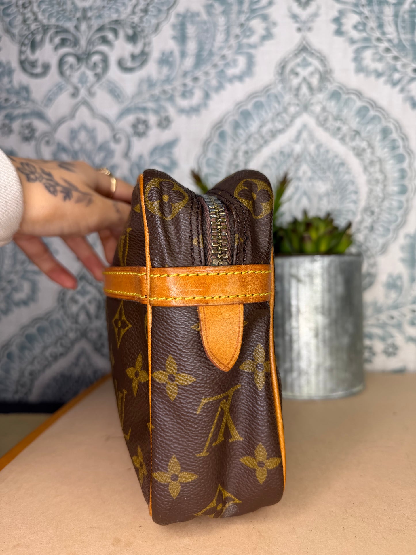 Louis Vuitton Compiegne 23