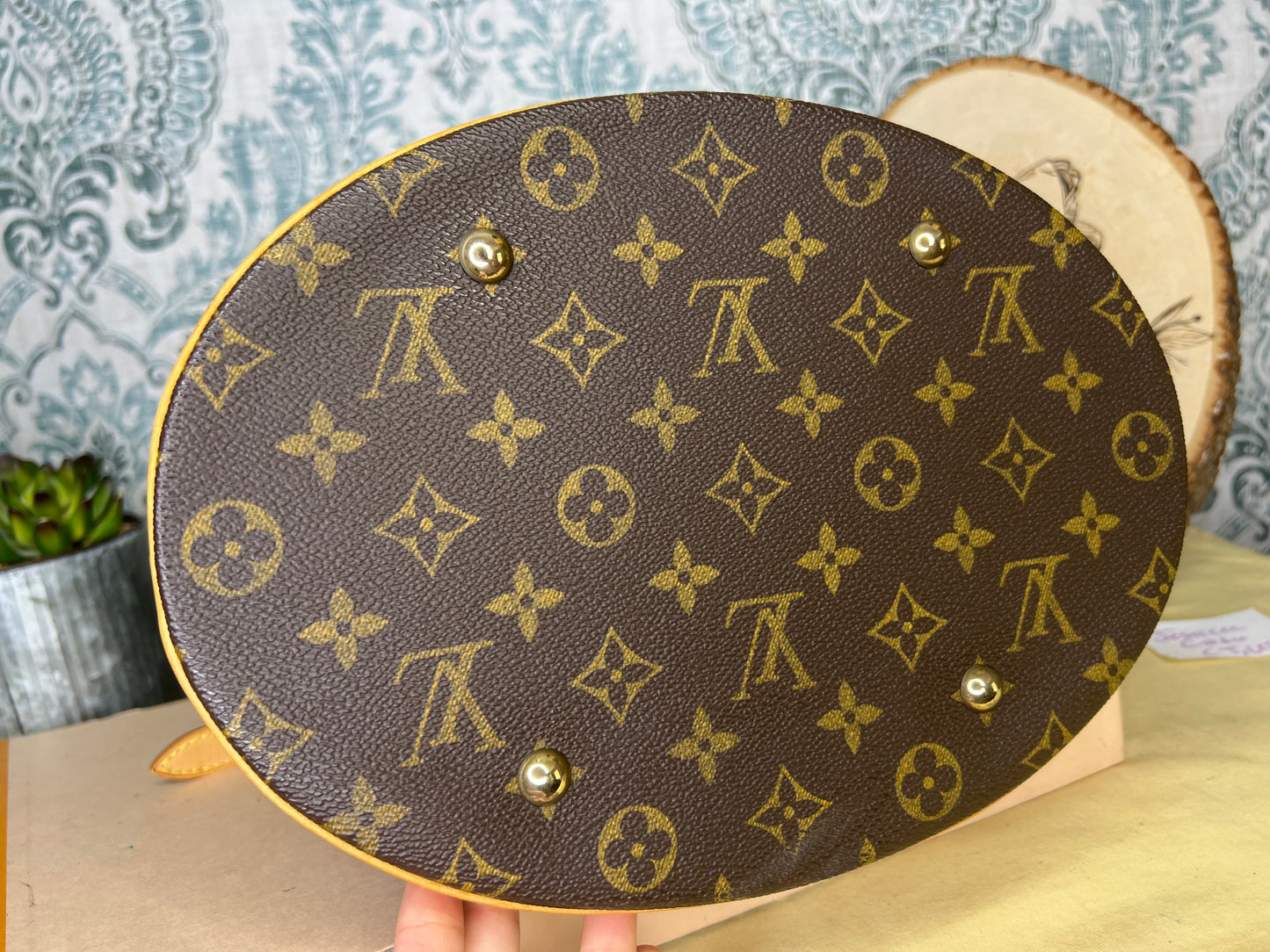 Louis Vuitton Bucket GM