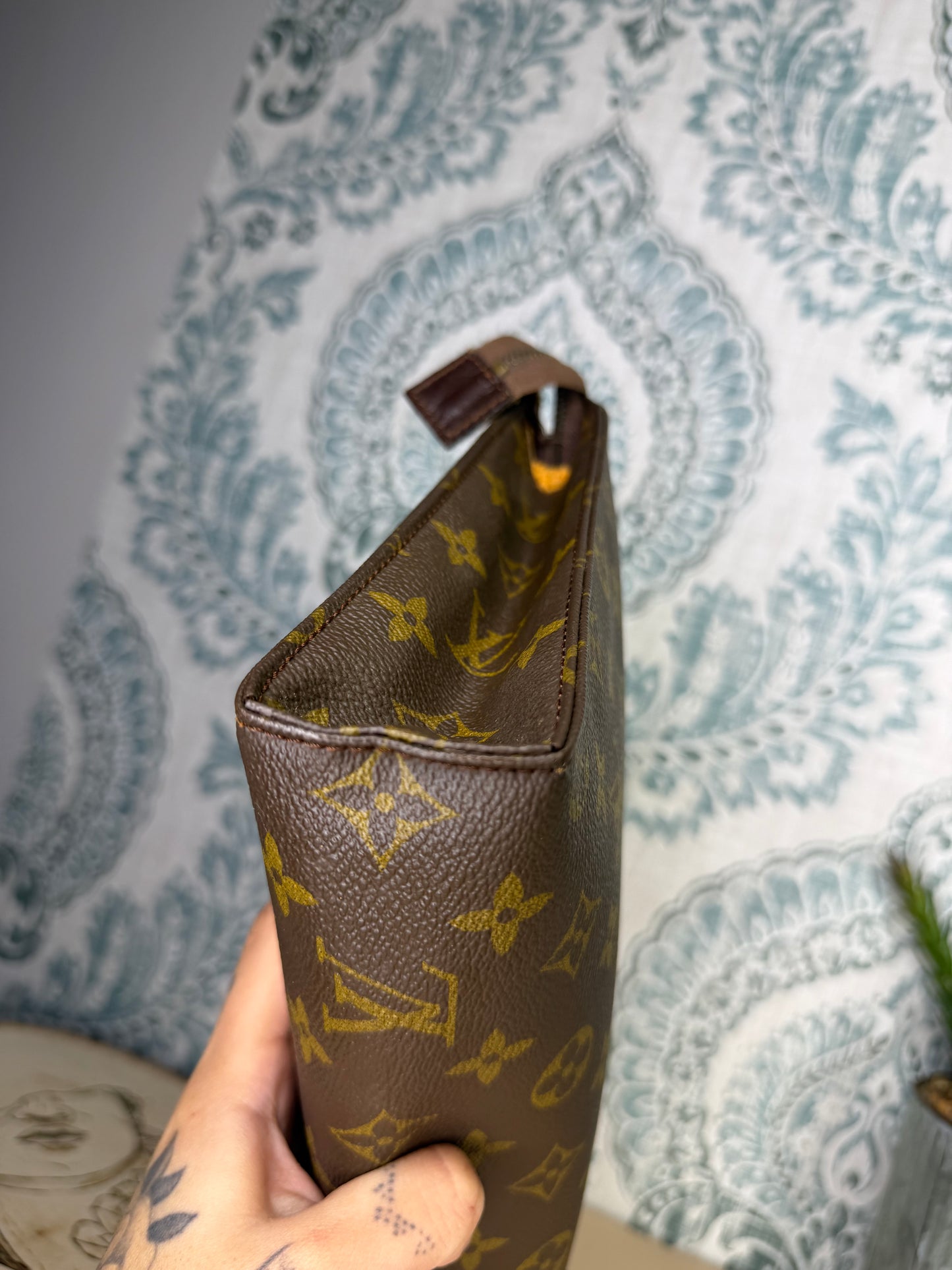 Louis Vuitton Toiletry 26 #2 (needs new zipper)