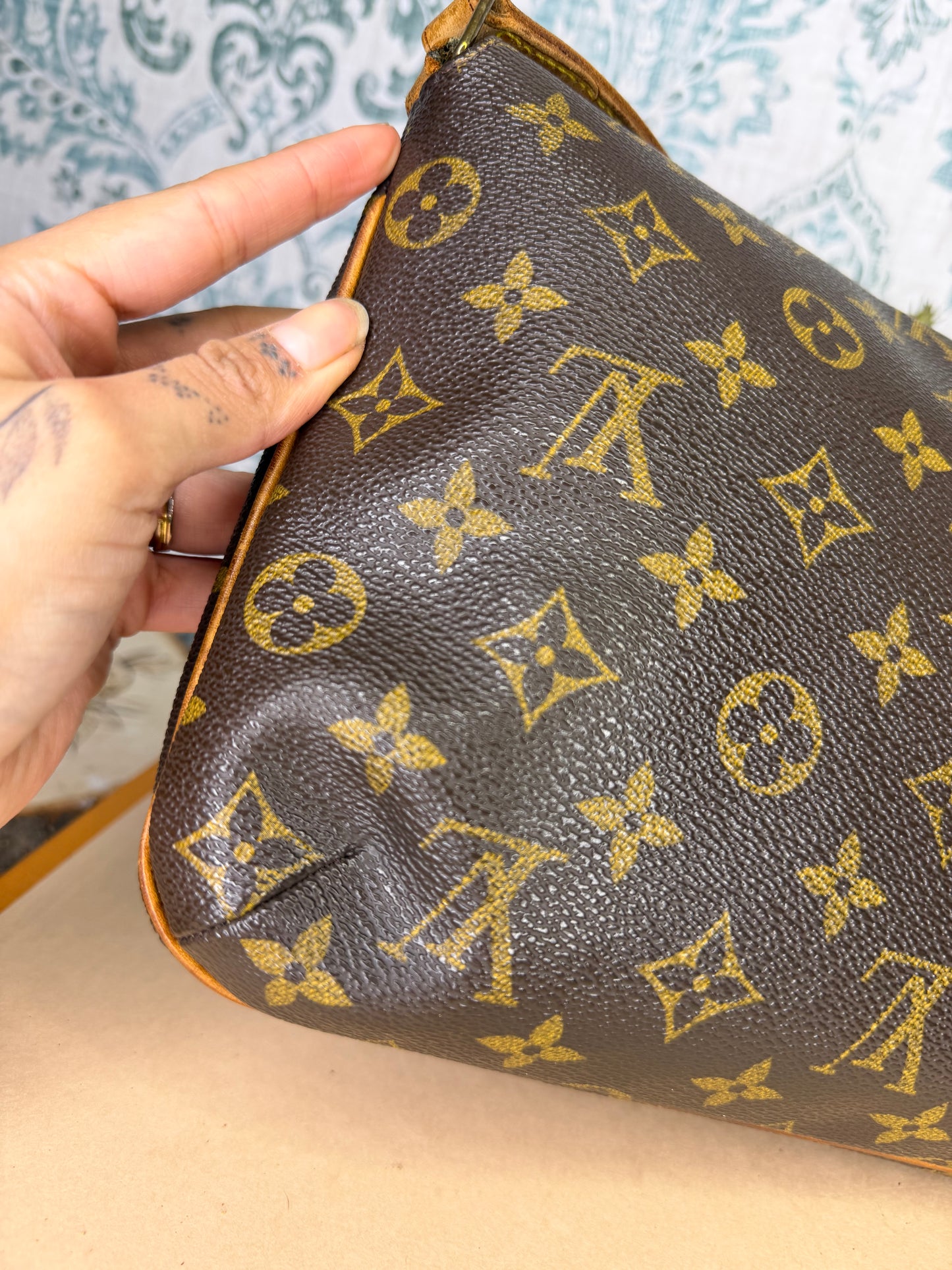 Louis Vuitton Musette Tango (short strap version)