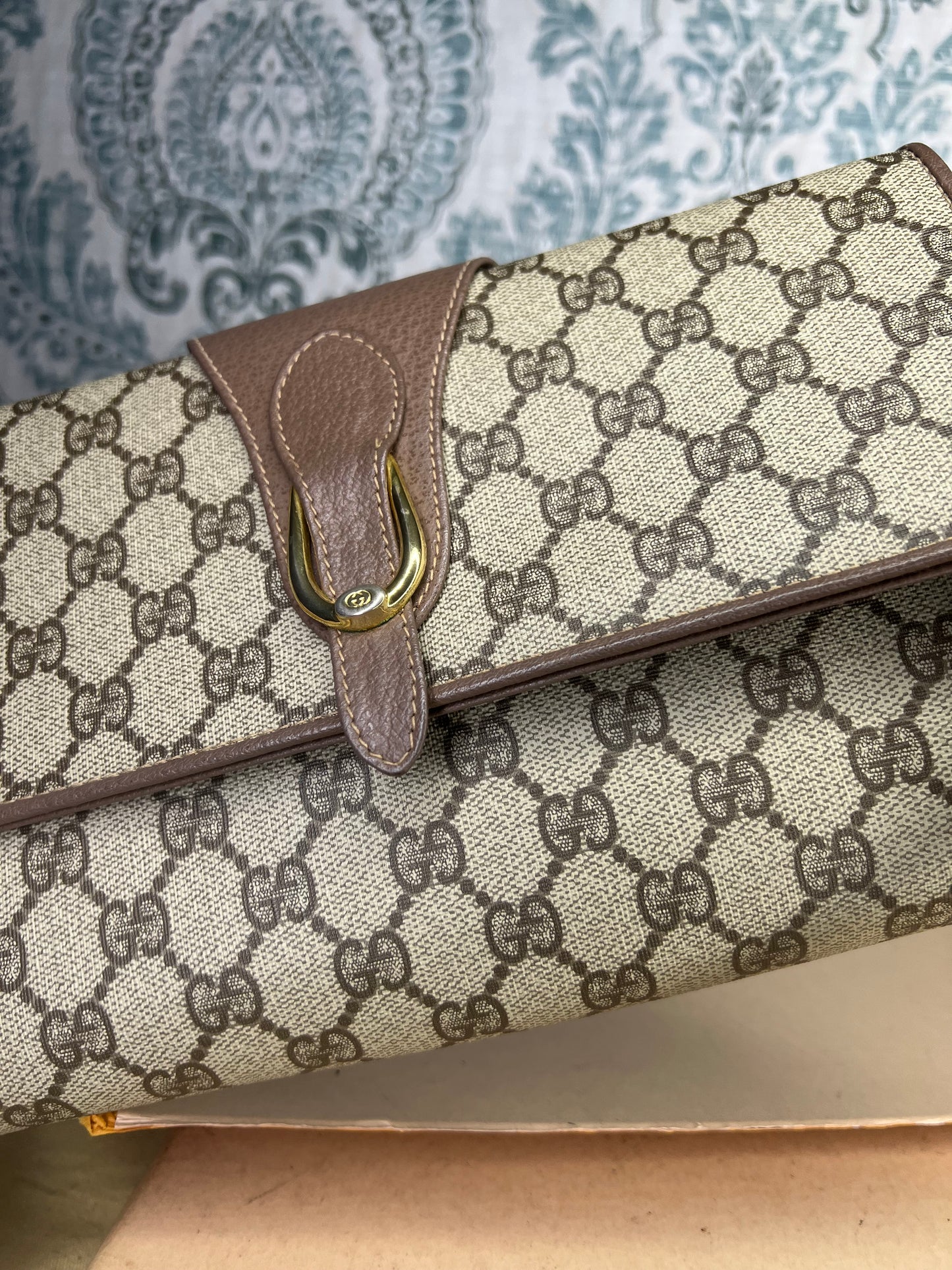 Gucci Supreme Vintage 2way Purse/Clutch