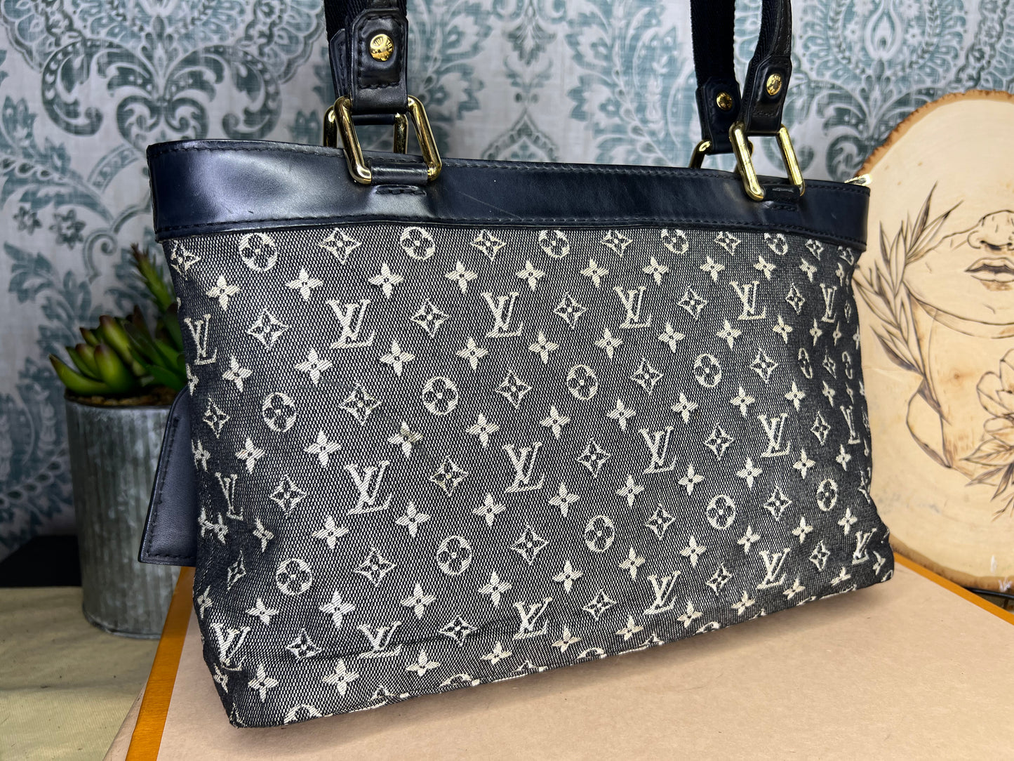 Louis Vuitton Mini Lin Lucille PM