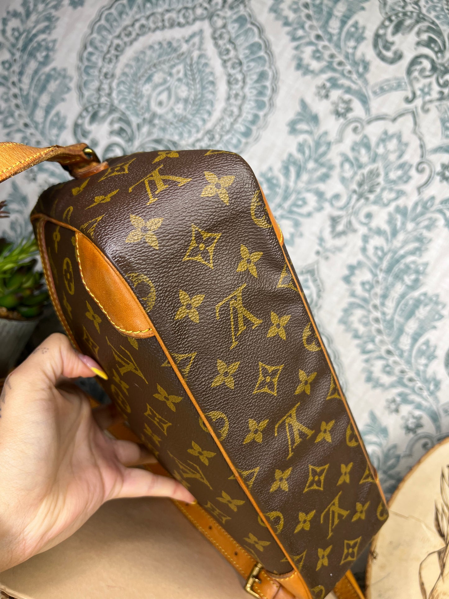 Louis Vuitton Trocadero 30