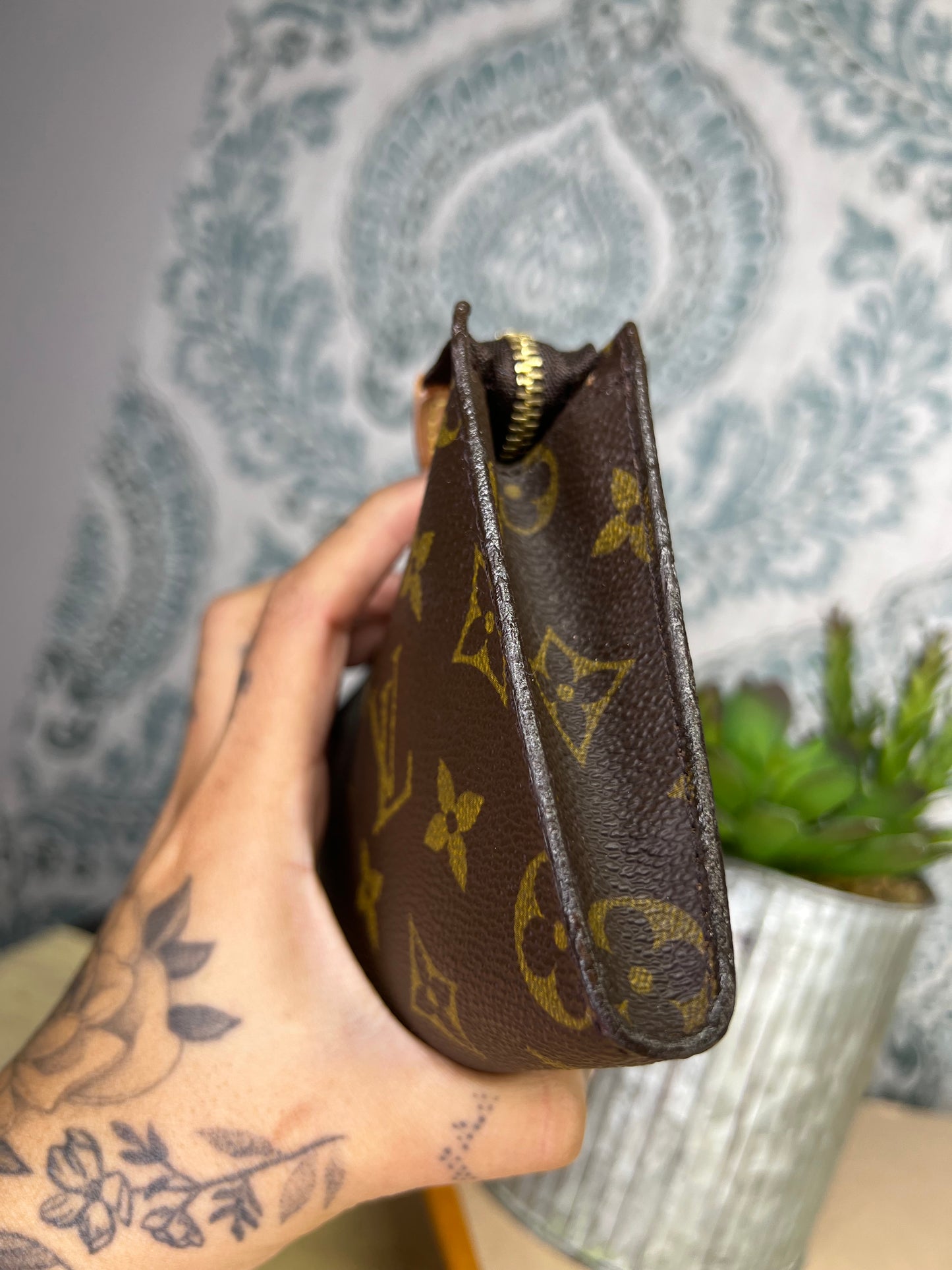 Louis Vuitton Monogram Bucket PM Pochette