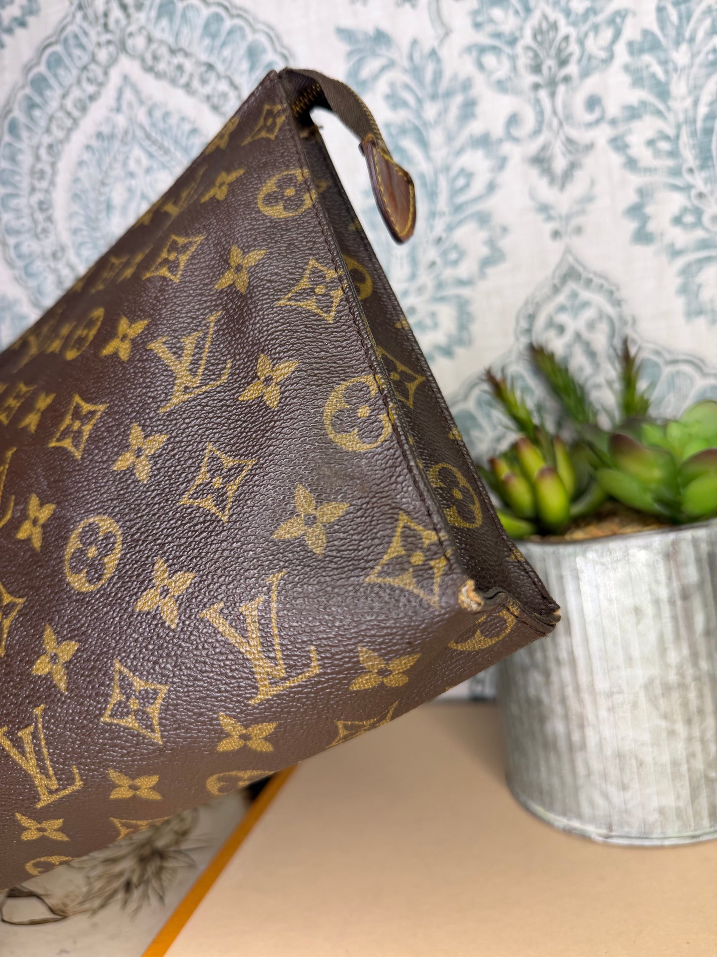 Louis Vuitton Toiletry 26 #1 (needs new zipper)