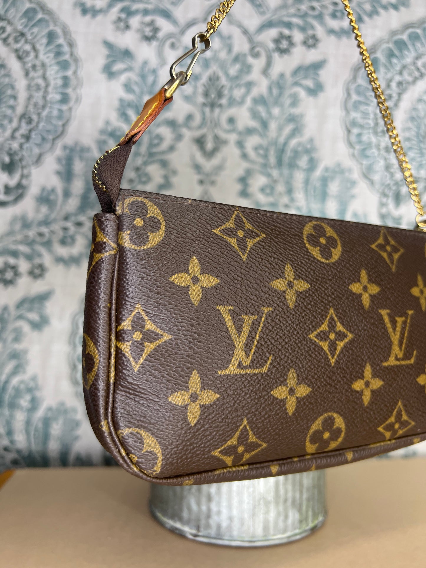 Louis Vuitton Monogram Bucket Pochette #1