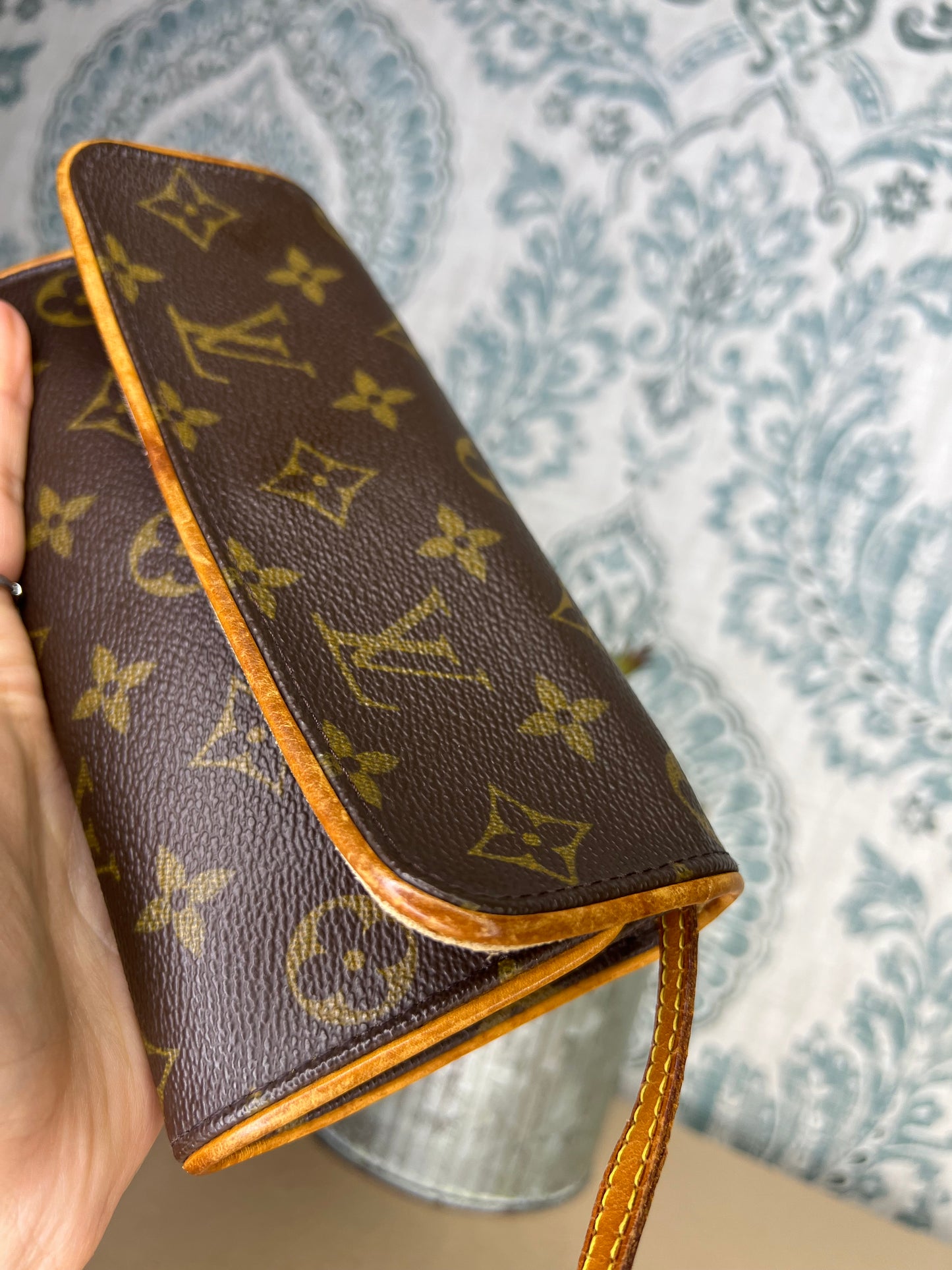 Louis Vuitton Twin Pochette PM
