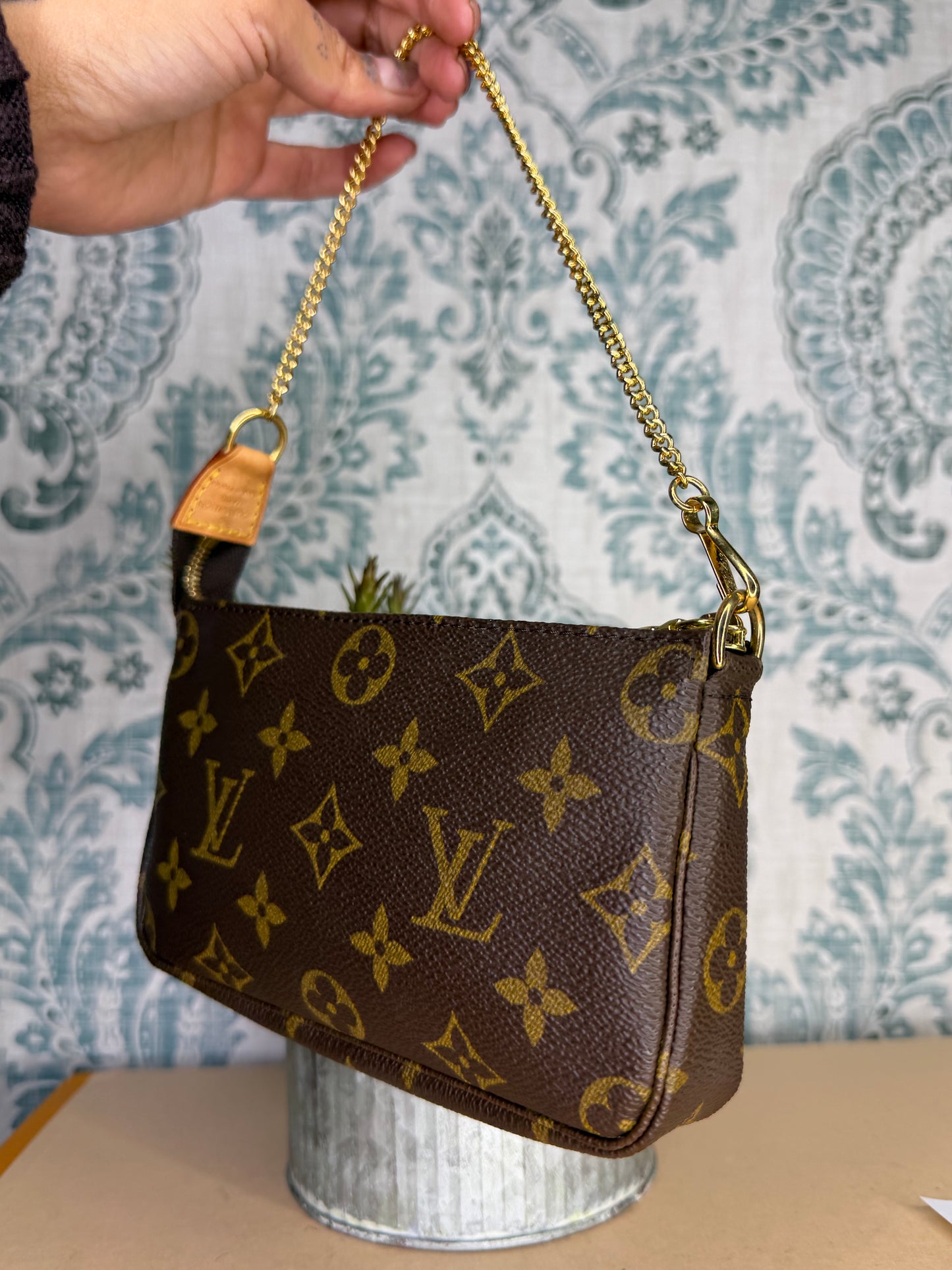 Louis Vuitton Monogram Bucket Pochette #4