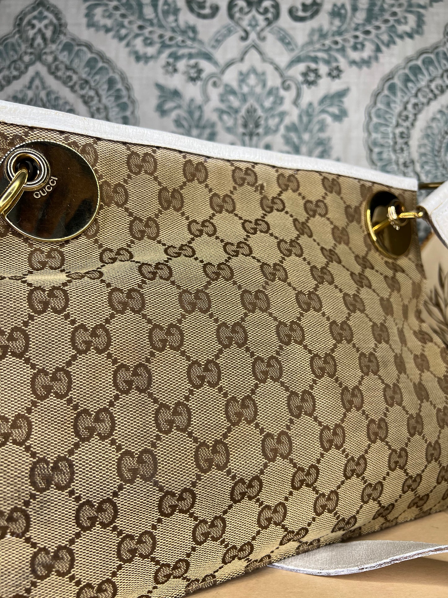 Gucci Eclipse Crossbody