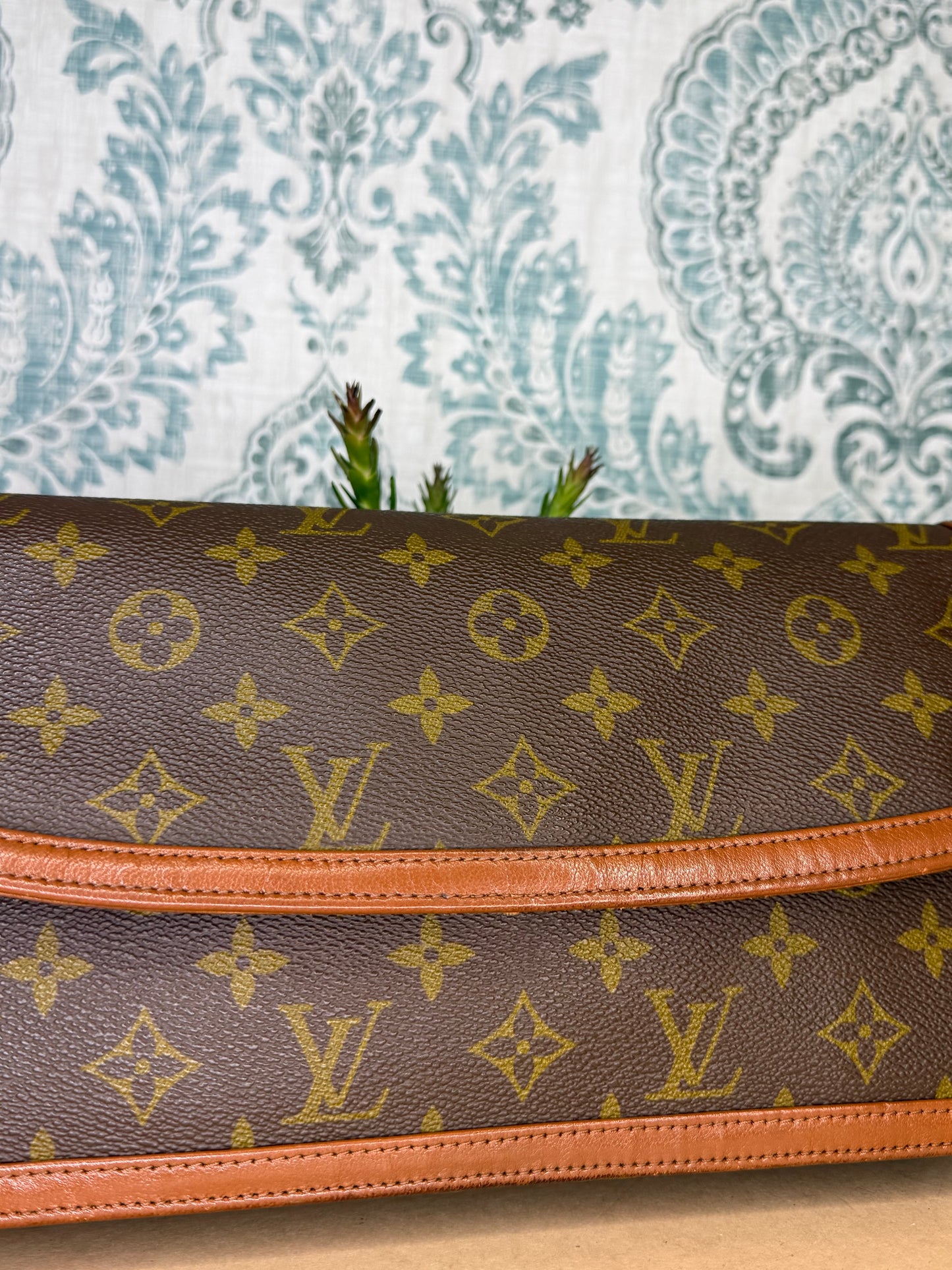Louis Vuitton Pochette Dame GM