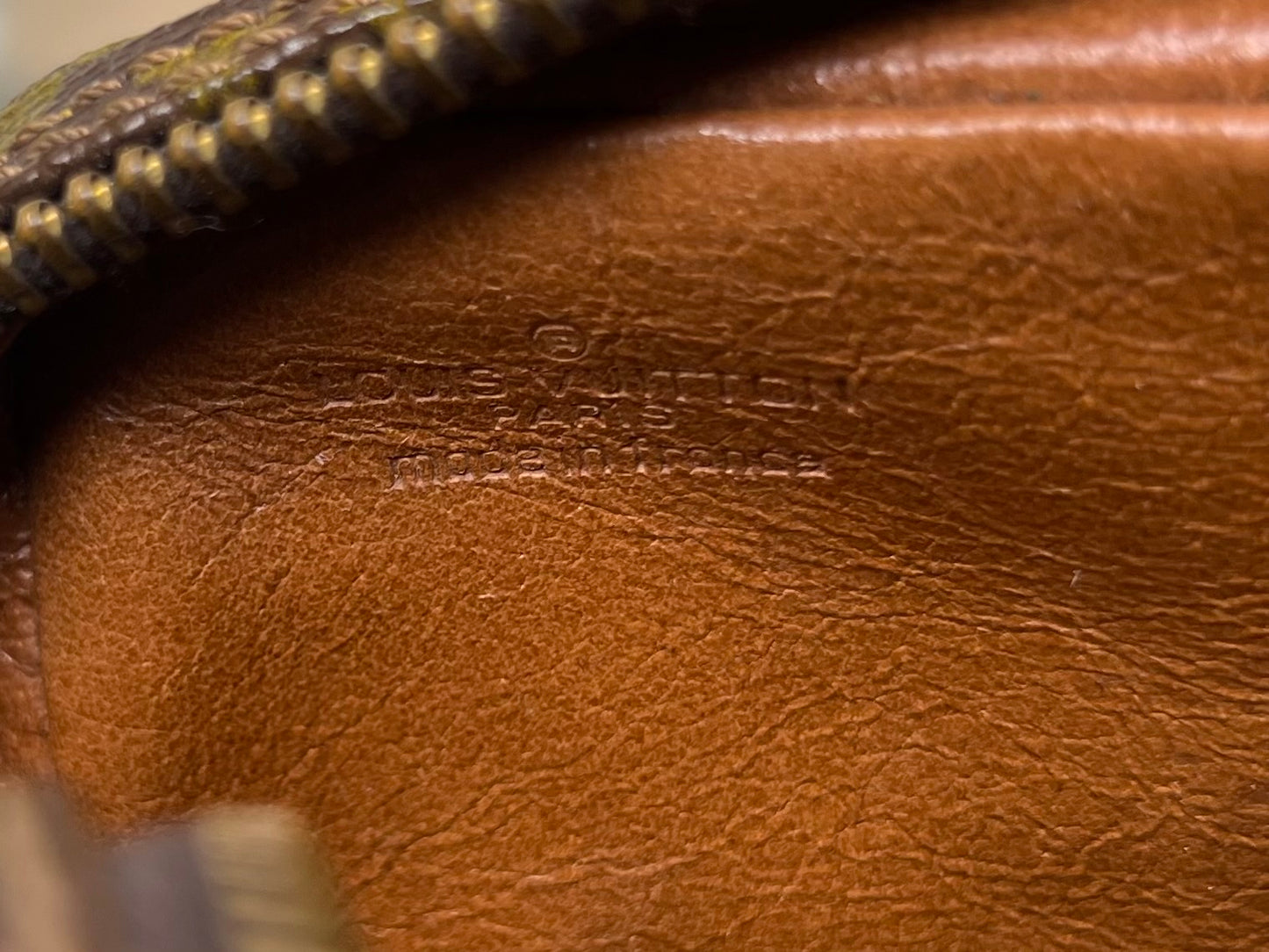 Louis Vuitton Vintage Amazon (project)