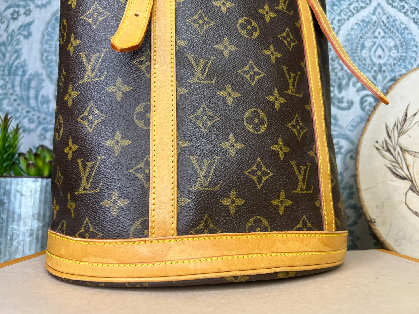 Louis Vuitton Bucket GM