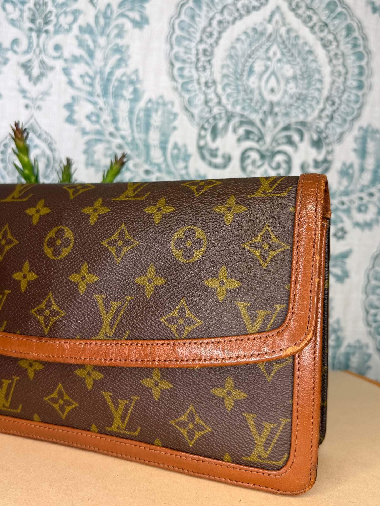 Louis Vuitton Pochette Dame GM